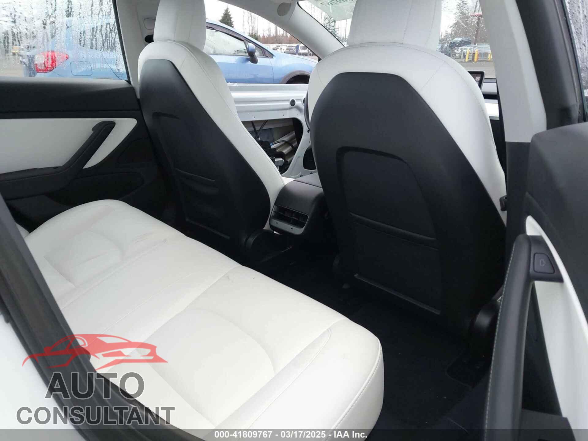 TESLA MODEL 3 2021 - 5YJ3E1EB3MF856009
