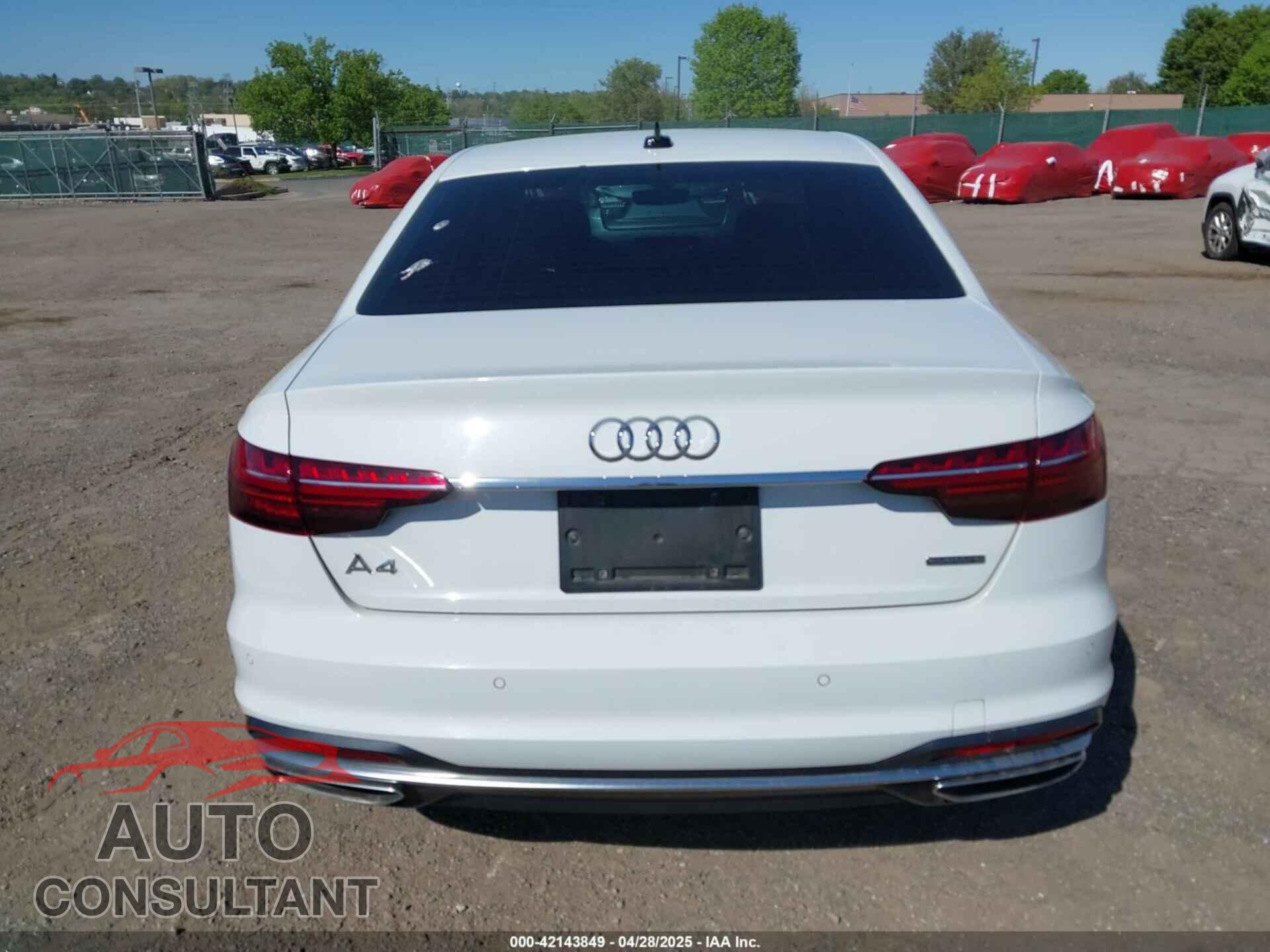 AUDI A4 2021 - WAUDAAF46MN007457