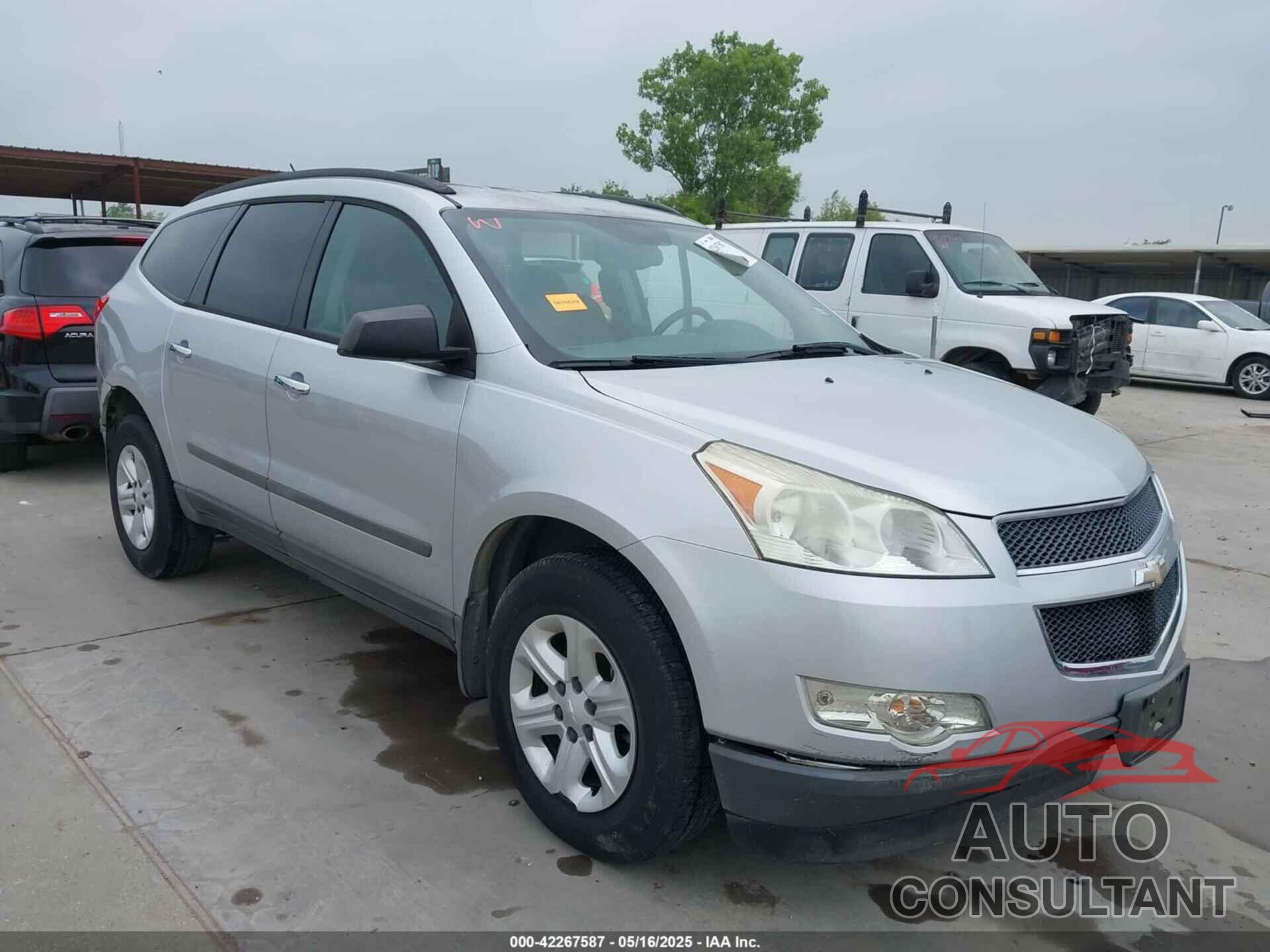 CHEVROLET TRAVERSE 2012 - 1GNKRFED2CJ354122