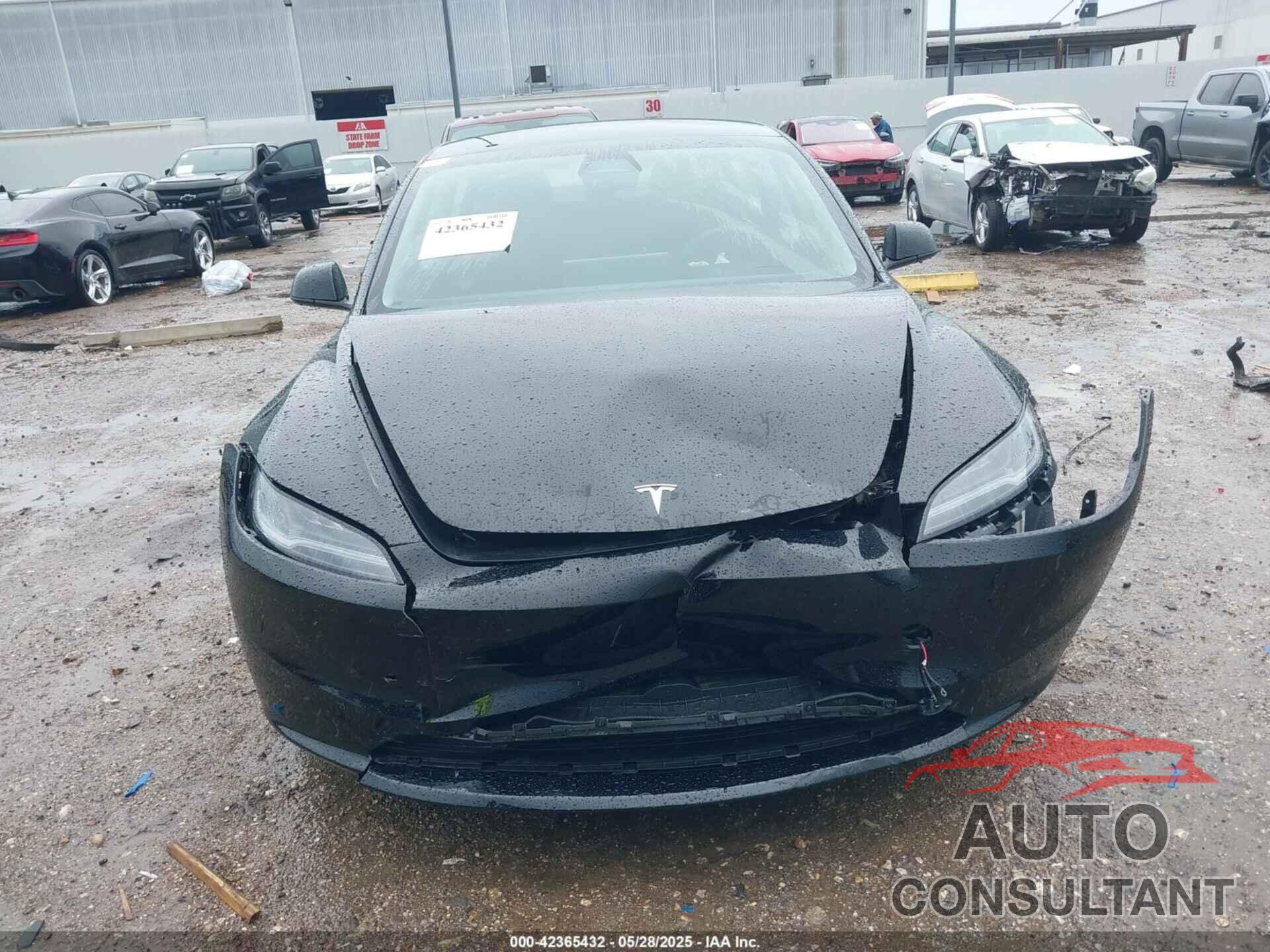 TESLA MODEL 3 2025 - 5YJ3E1EA3SF972055