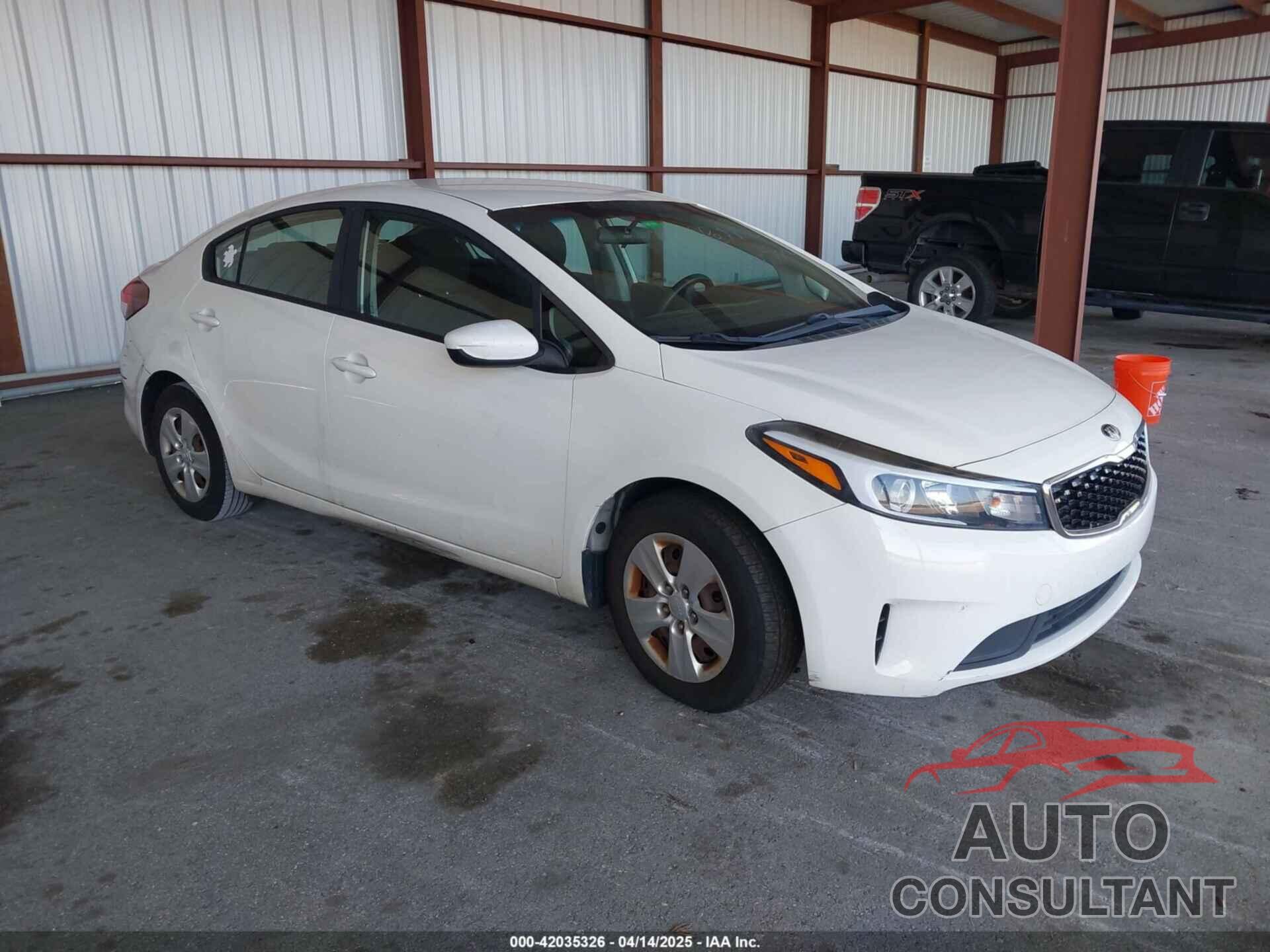 KIA FORTE 2018 - 3KPFK4A74JE168739