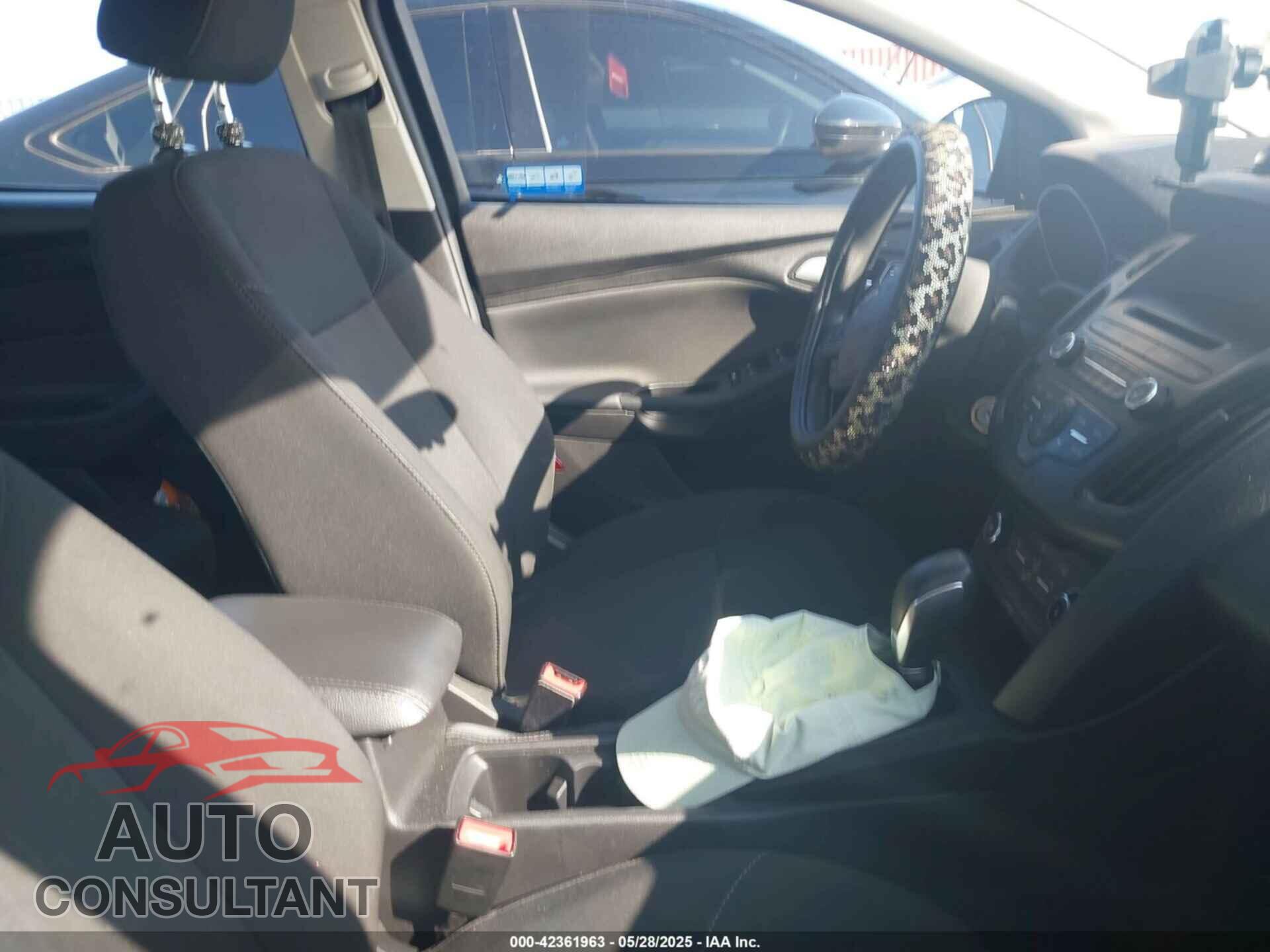 FORD FOCUS 2017 - 1FADP3F20HL291901