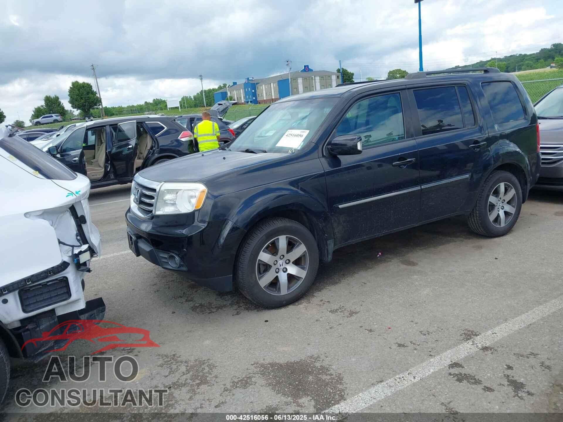 HONDA PILOT 2012 - 5FNYF4H96CB047843