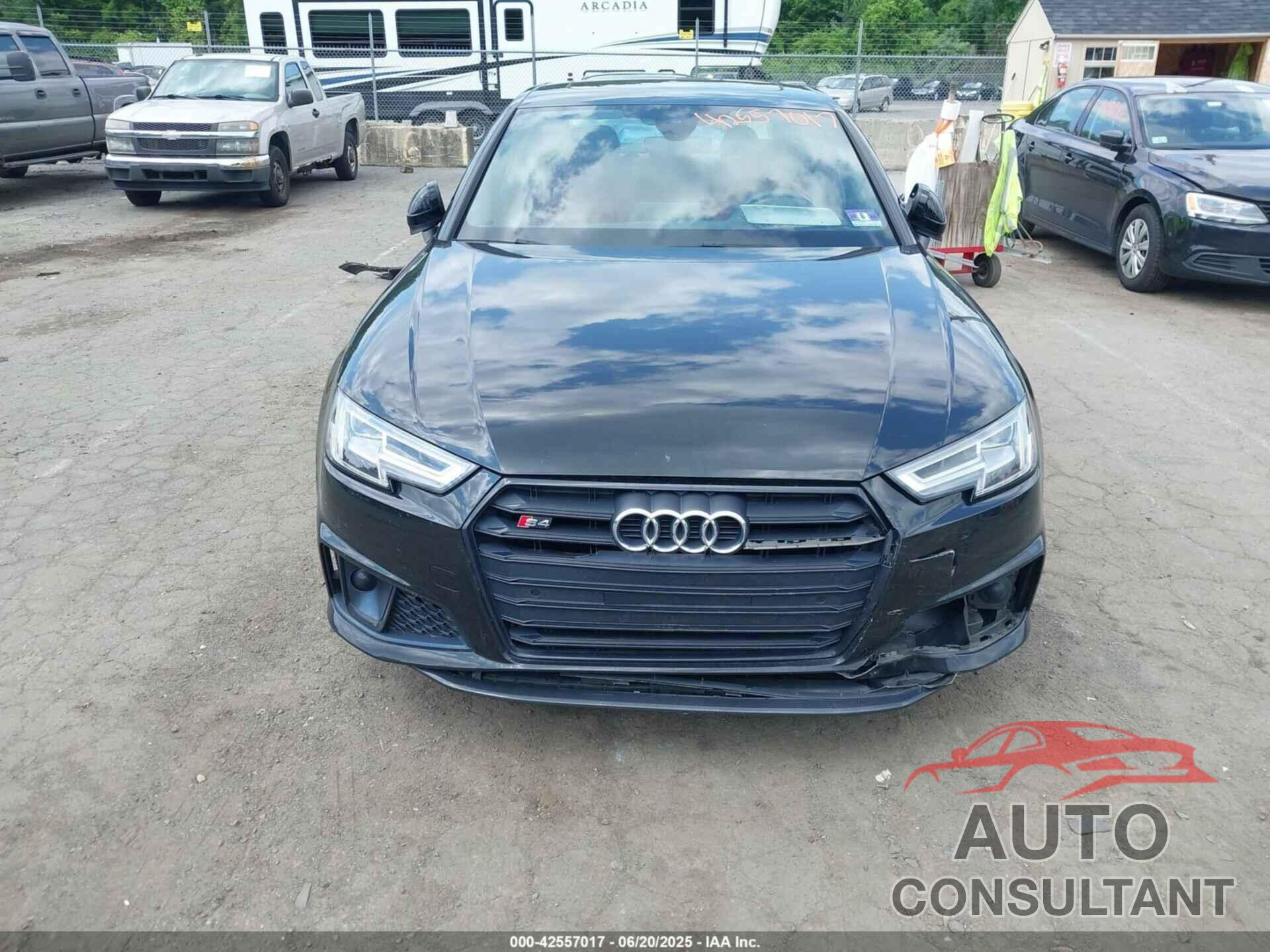 AUDI S4 2019 - WAUB4AF41KA091531