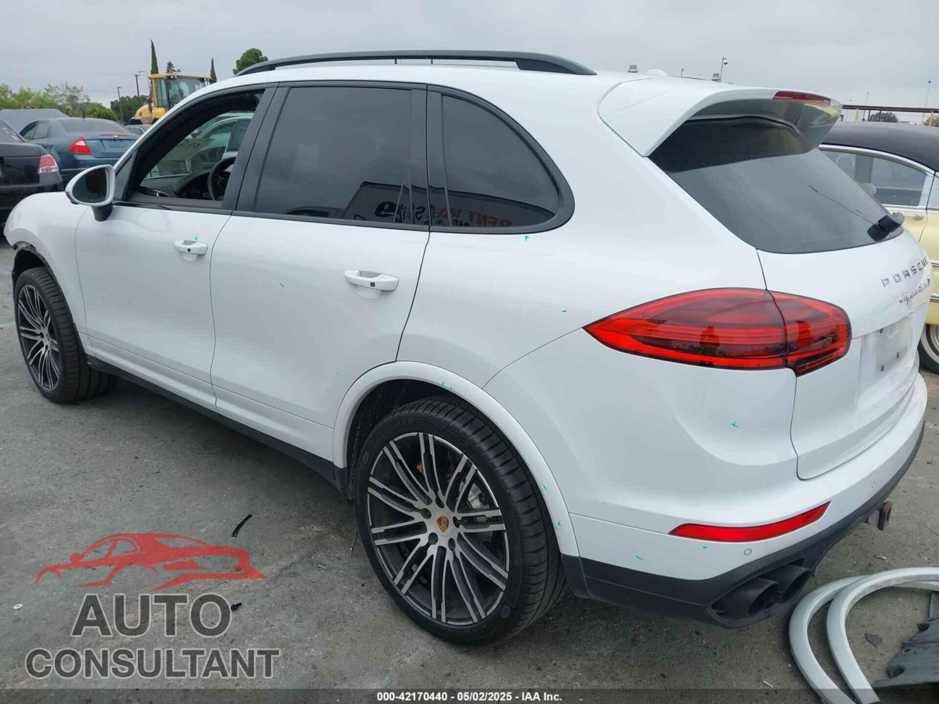 PORSCHE CAYENNE 2016 - WP1AC2A20GLA85193