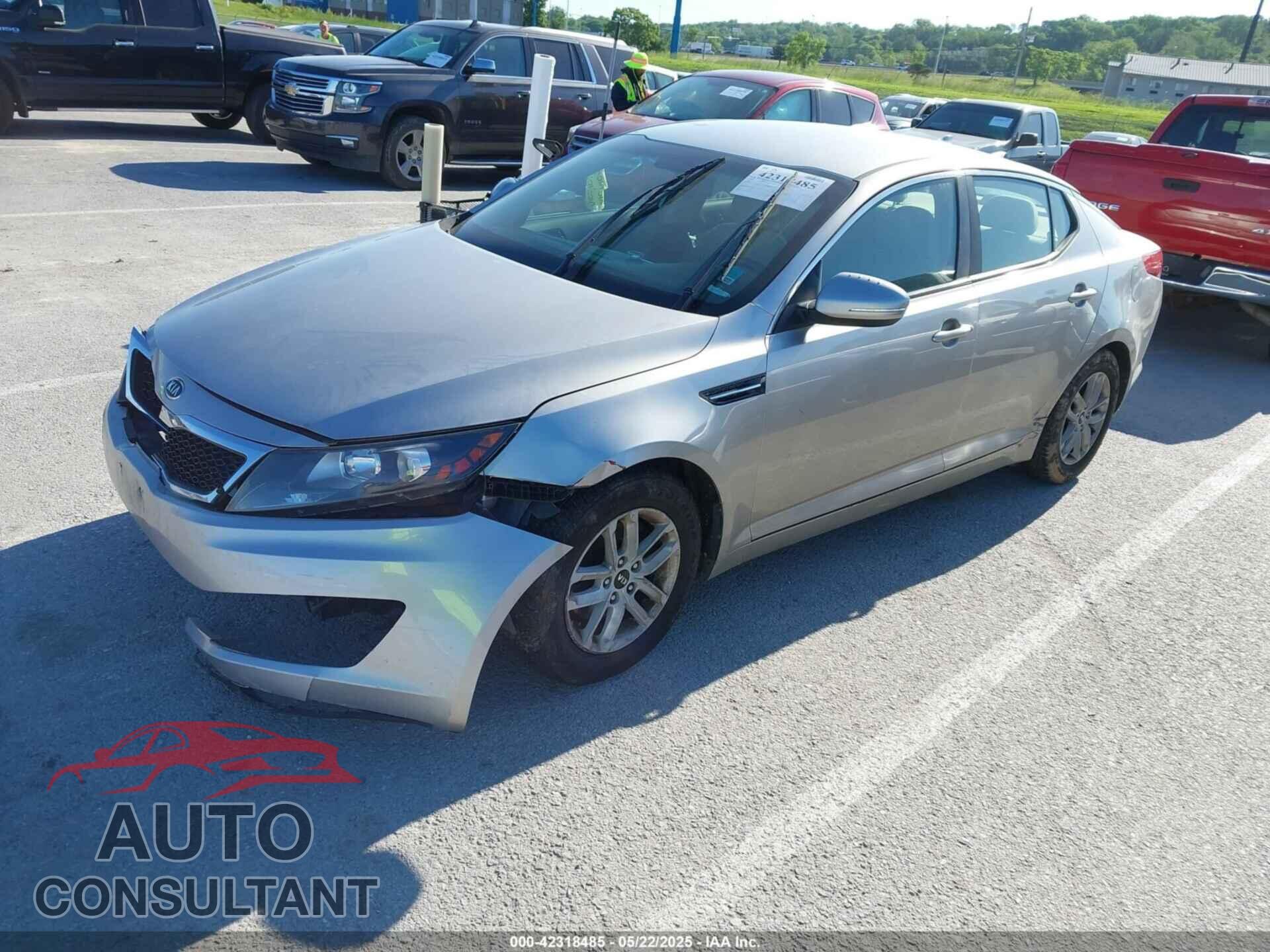 KIA OPTIMA 2011 - KNAGM4A7XB5085177