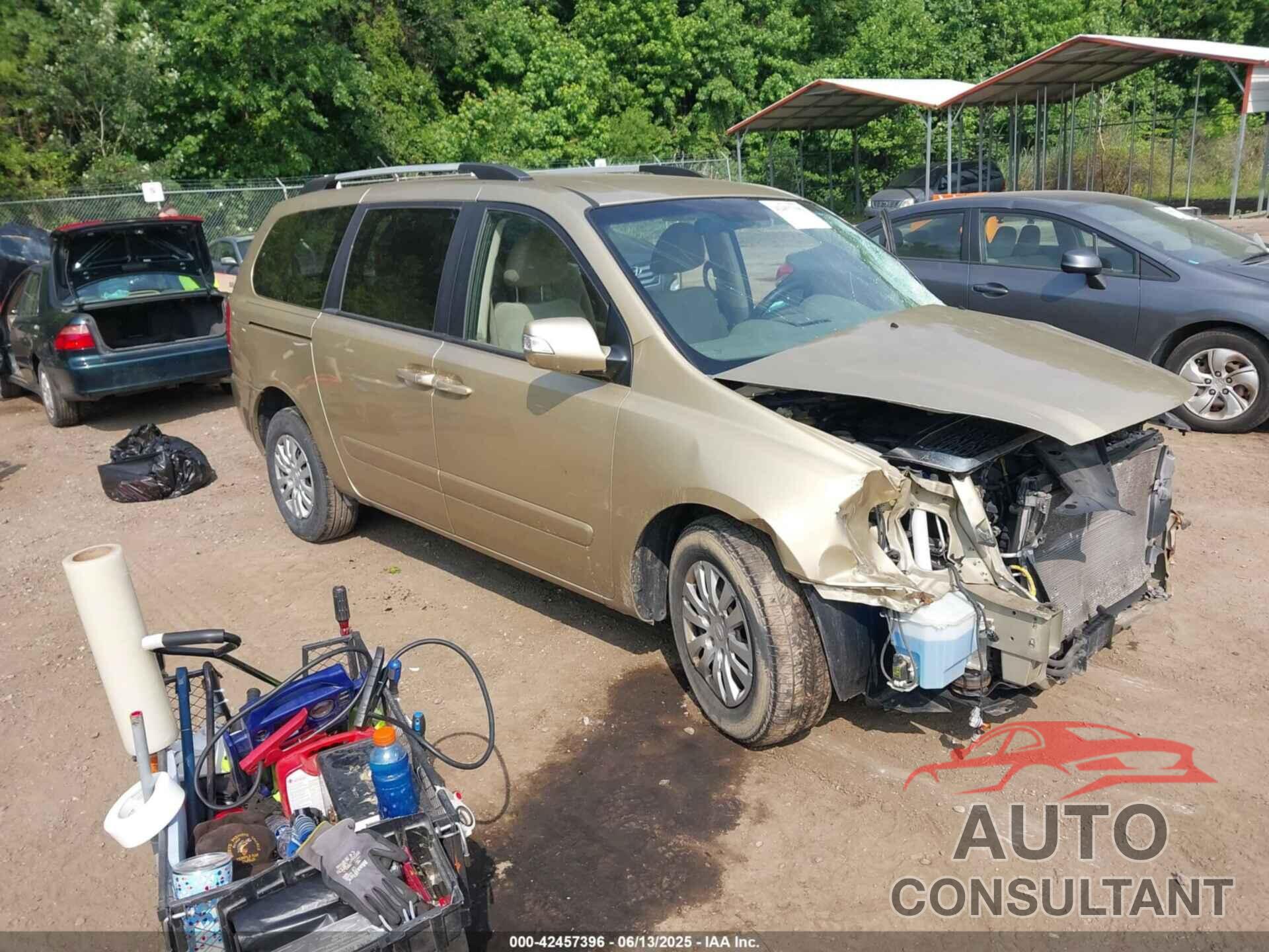 KIA SEDONA 2011 - KNDMG4C71B6368832