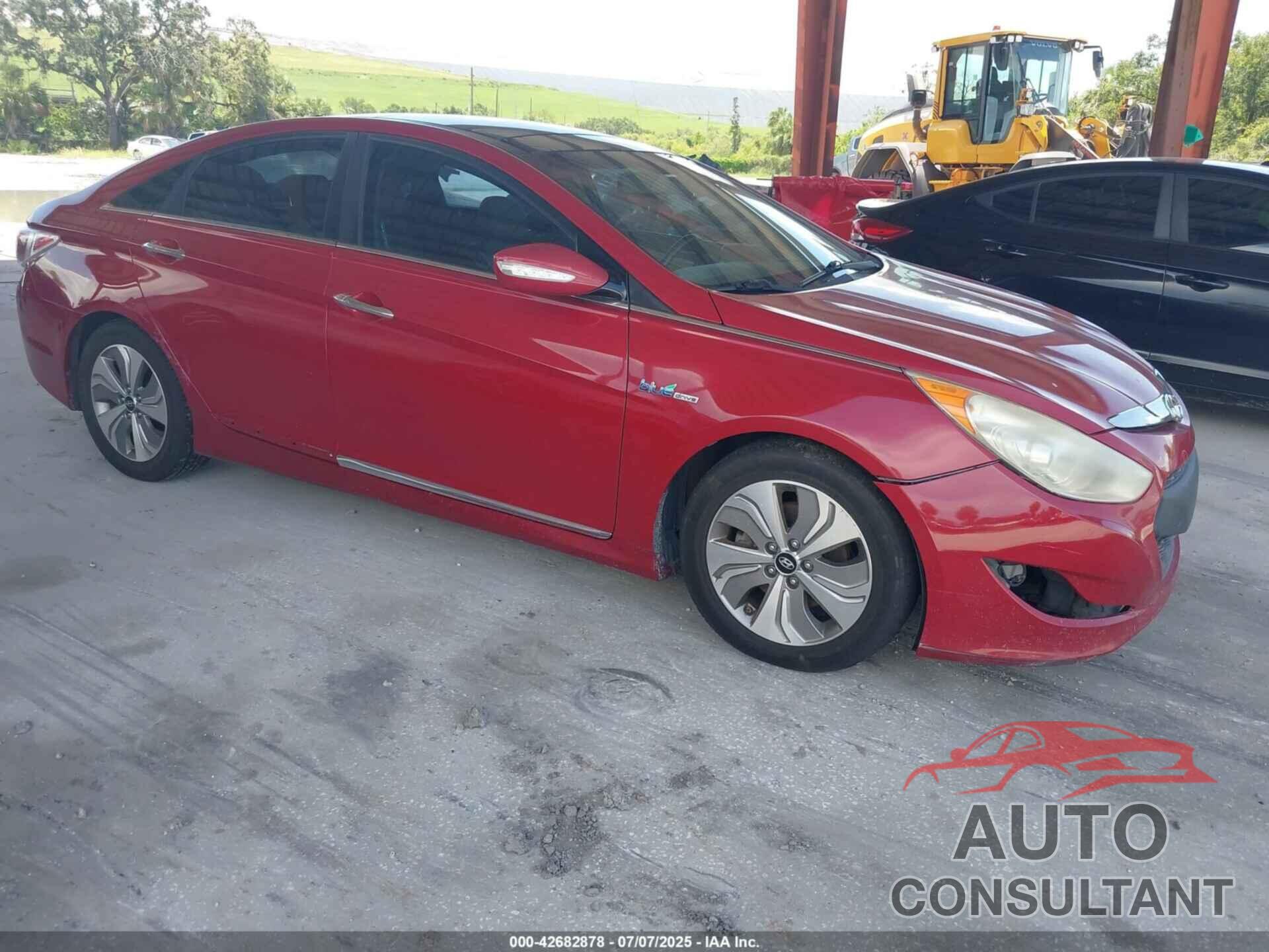 HYUNDAI SONATA HYBRID 2013 - KMHEC4A46DA067753