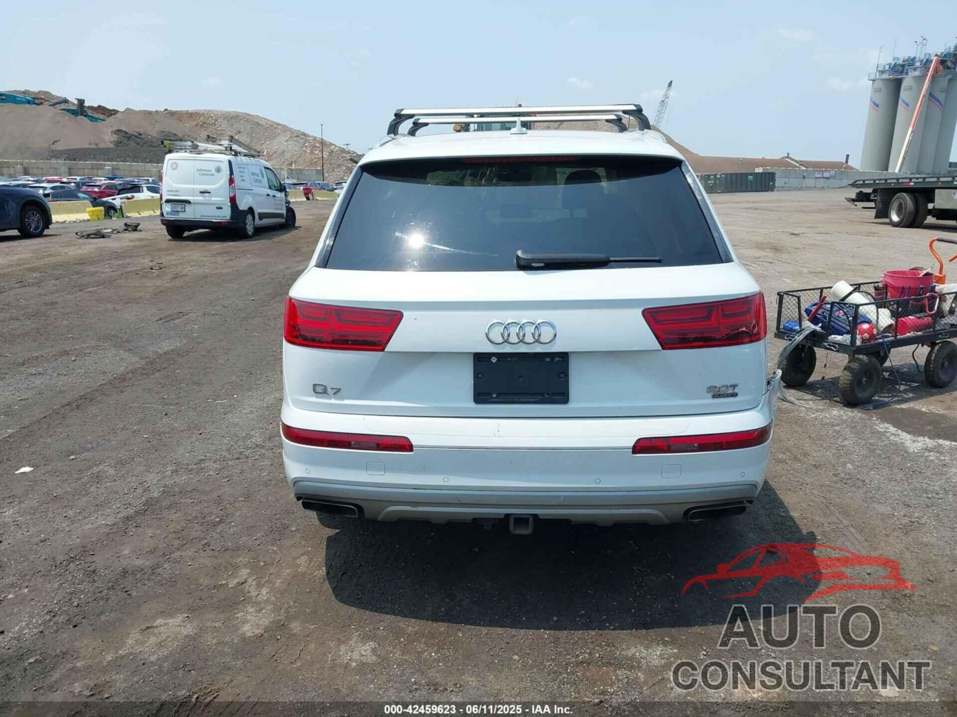 AUDI Q7 2017 - WA1VABF77HD030761
