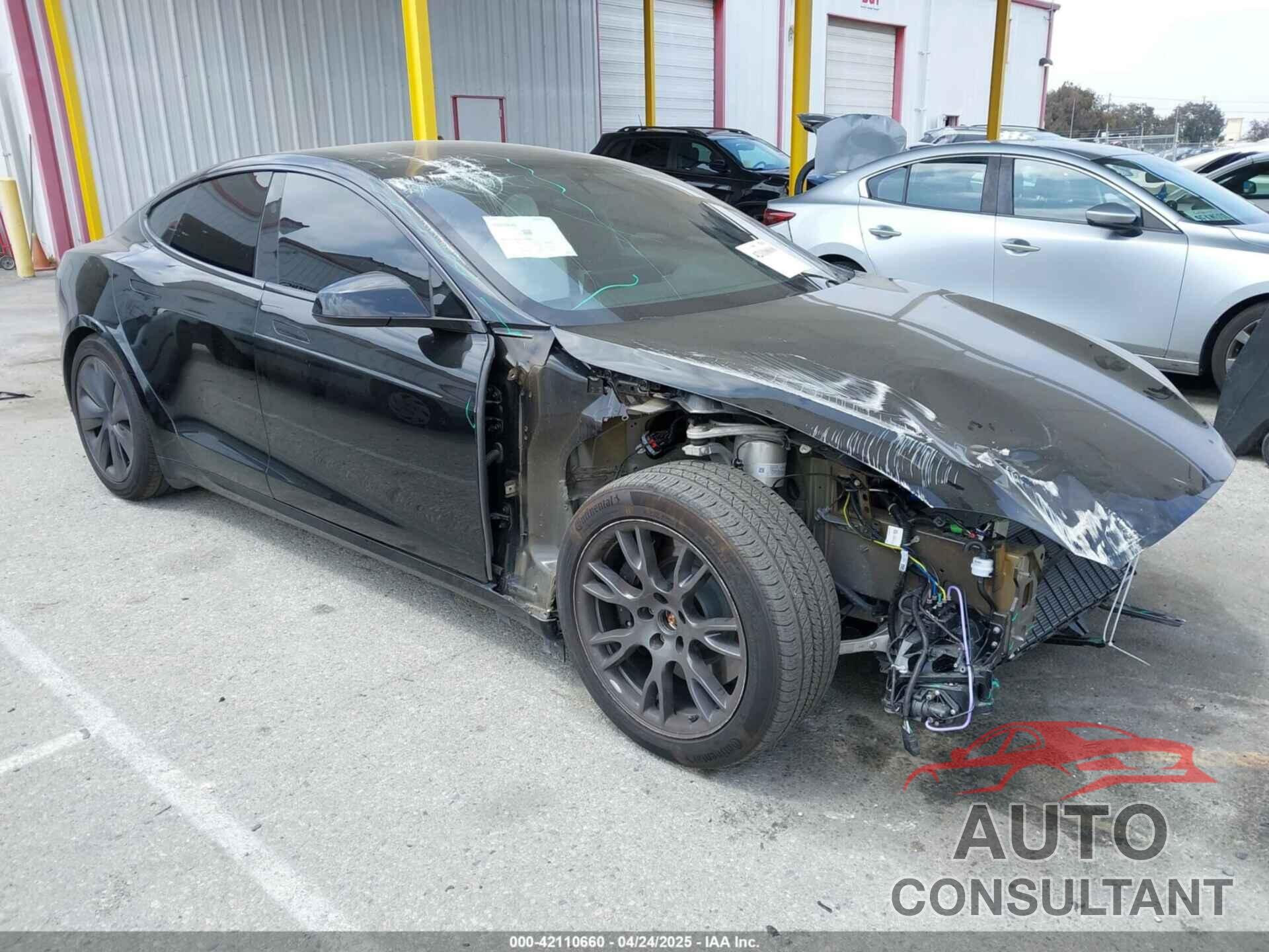 TESLA MODEL S 2023 - 5YJSA1E52PF528795