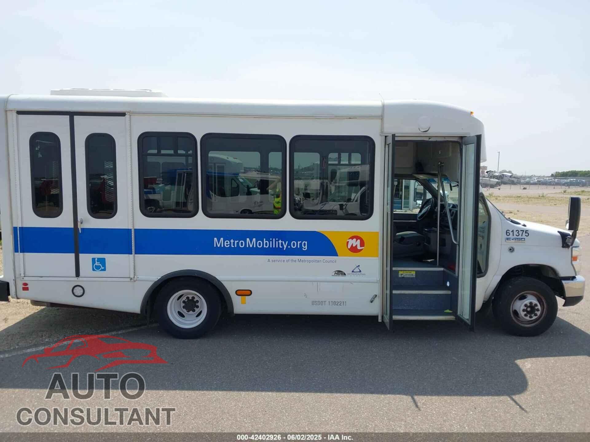 FORD E-450 CUTAWAY 2019 - 1FDFE4FS9KDC32048