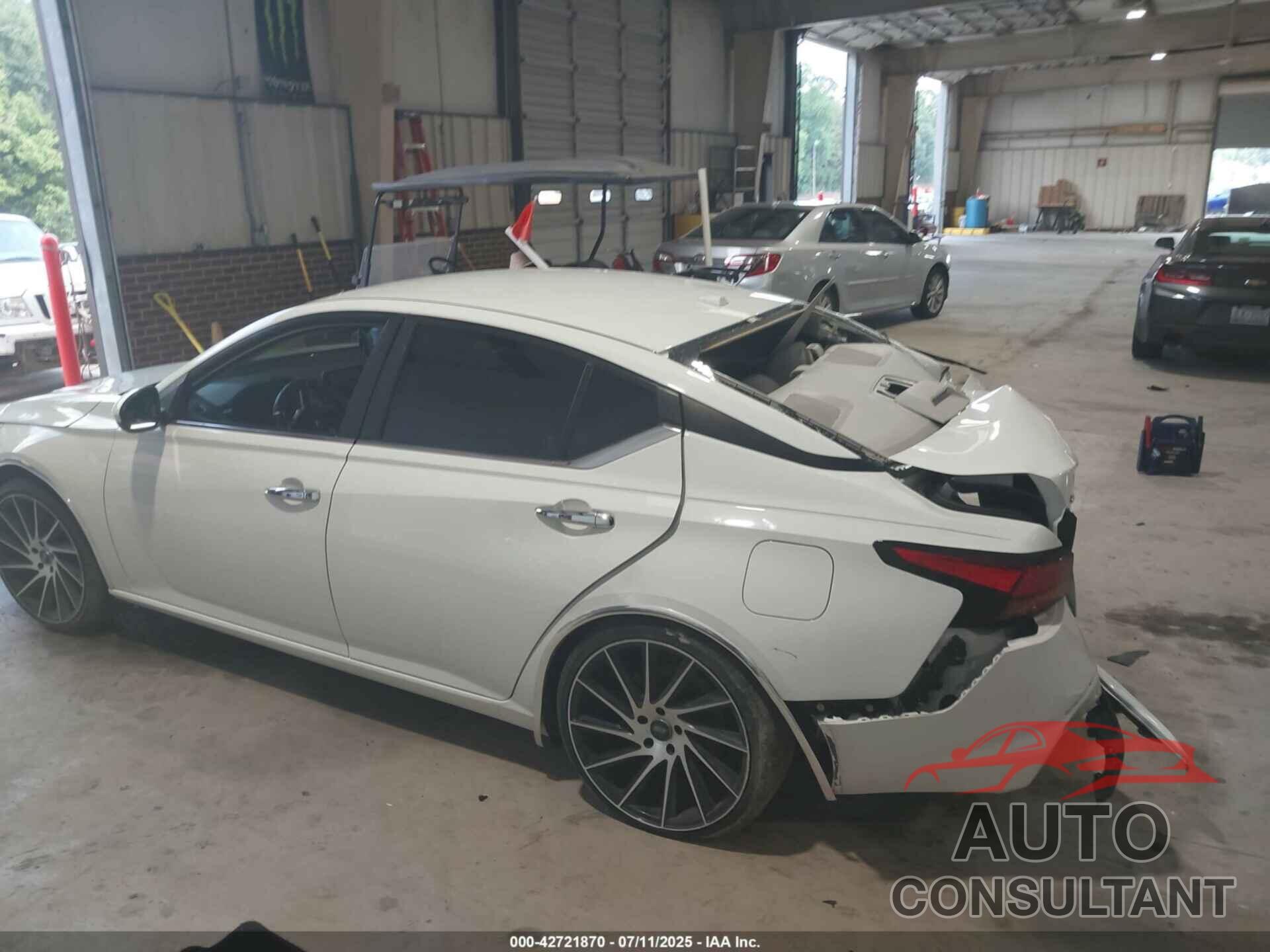 NISSAN ALTIMA 2020 - 1N4BL4BV1LC270234