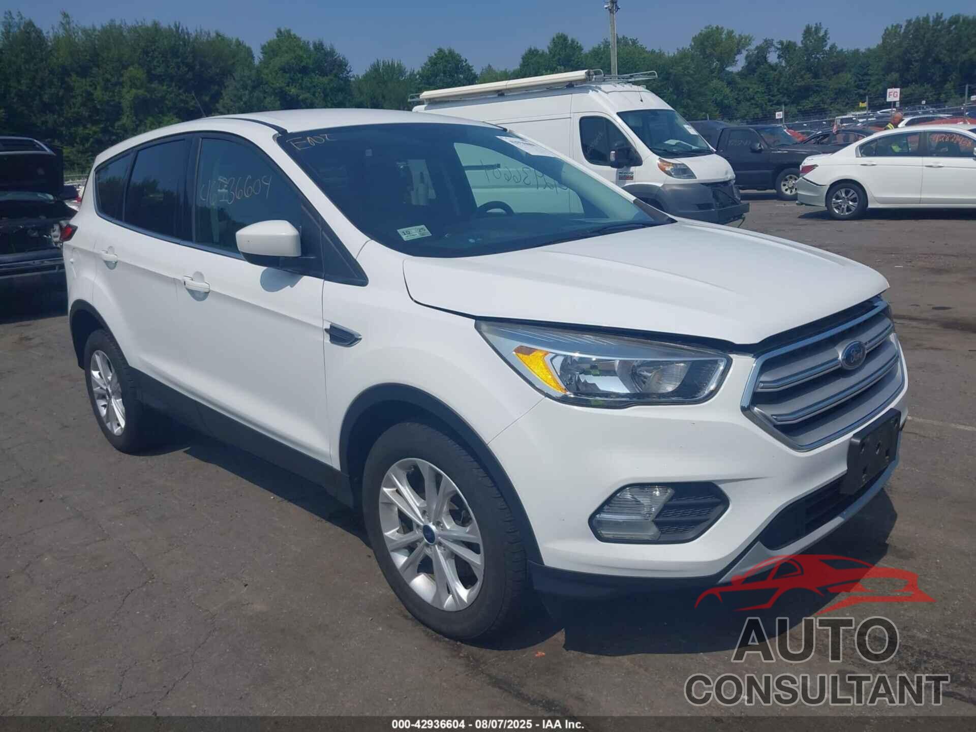 FORD ESCAPE 2019 - 1FMCU9GD1KUA88482