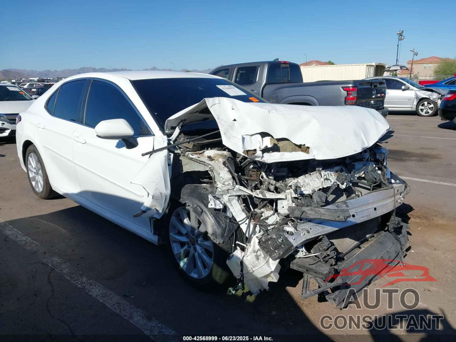 TOYOTA CAMRY 2020 - 4T1C11AK0LU957673
