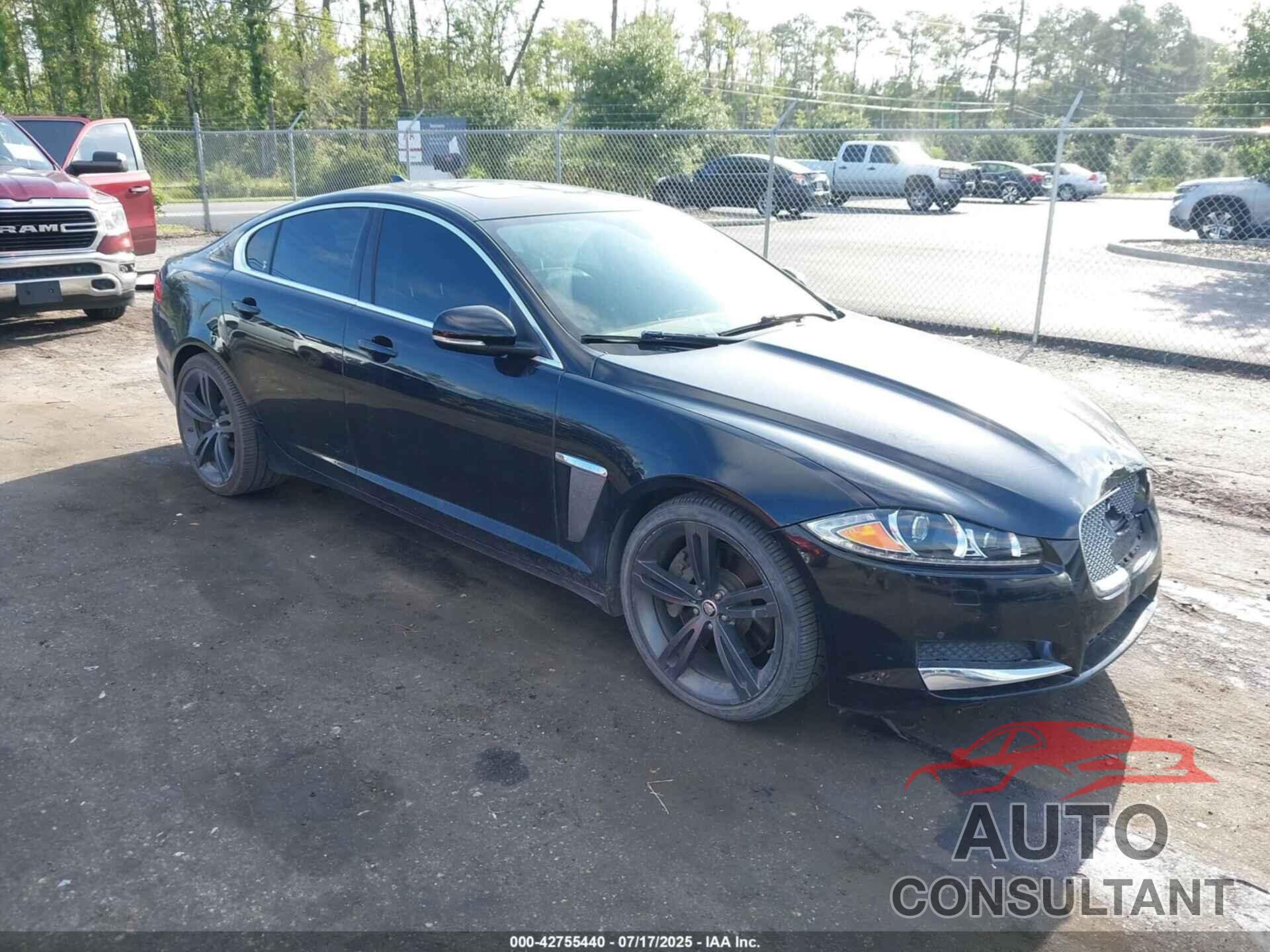 JAGUAR XF 2013 - SAJWA0E73D8S91745