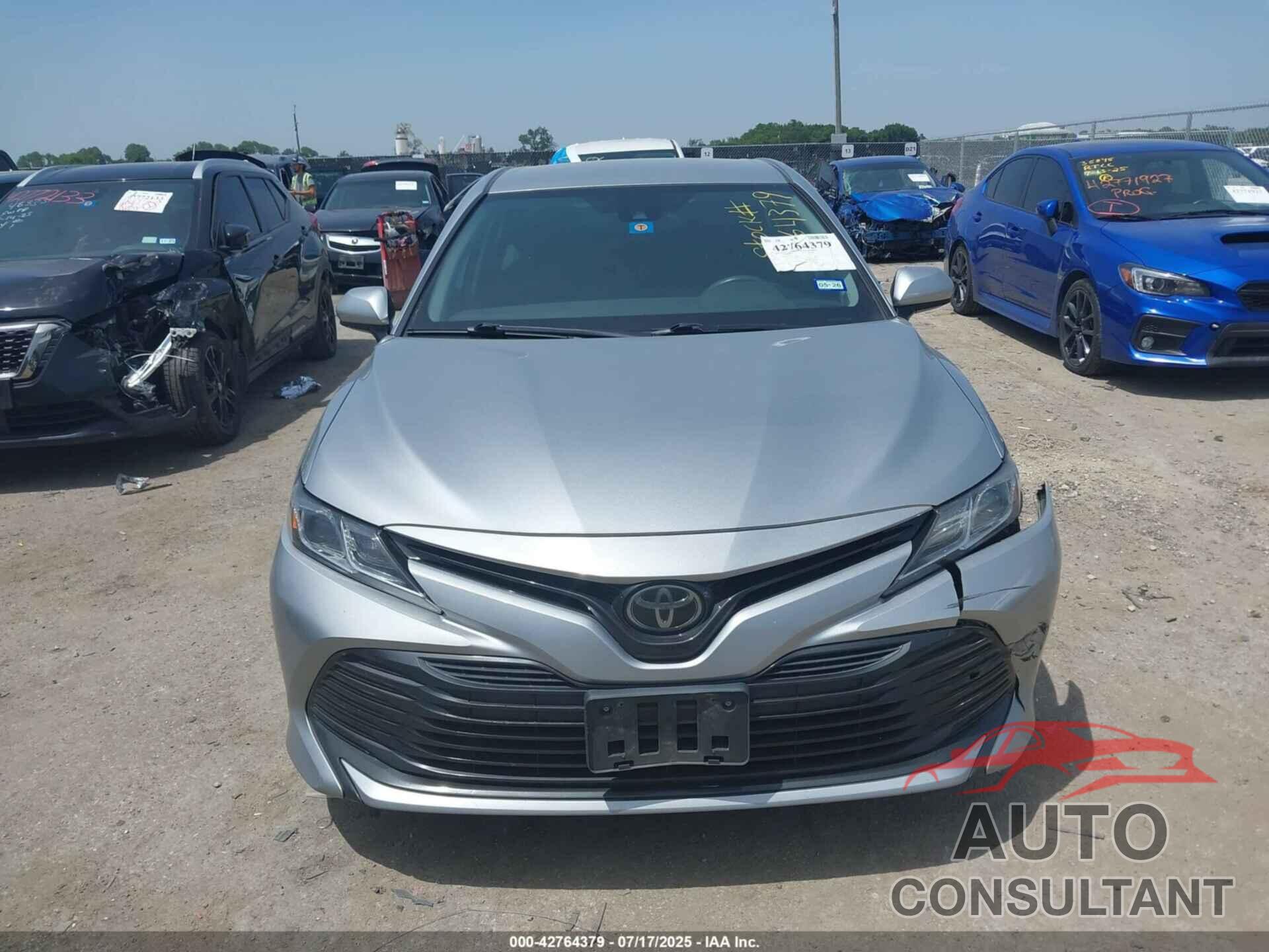 TOYOTA CAMRY 2020 - 4T1C11AK5LU365542