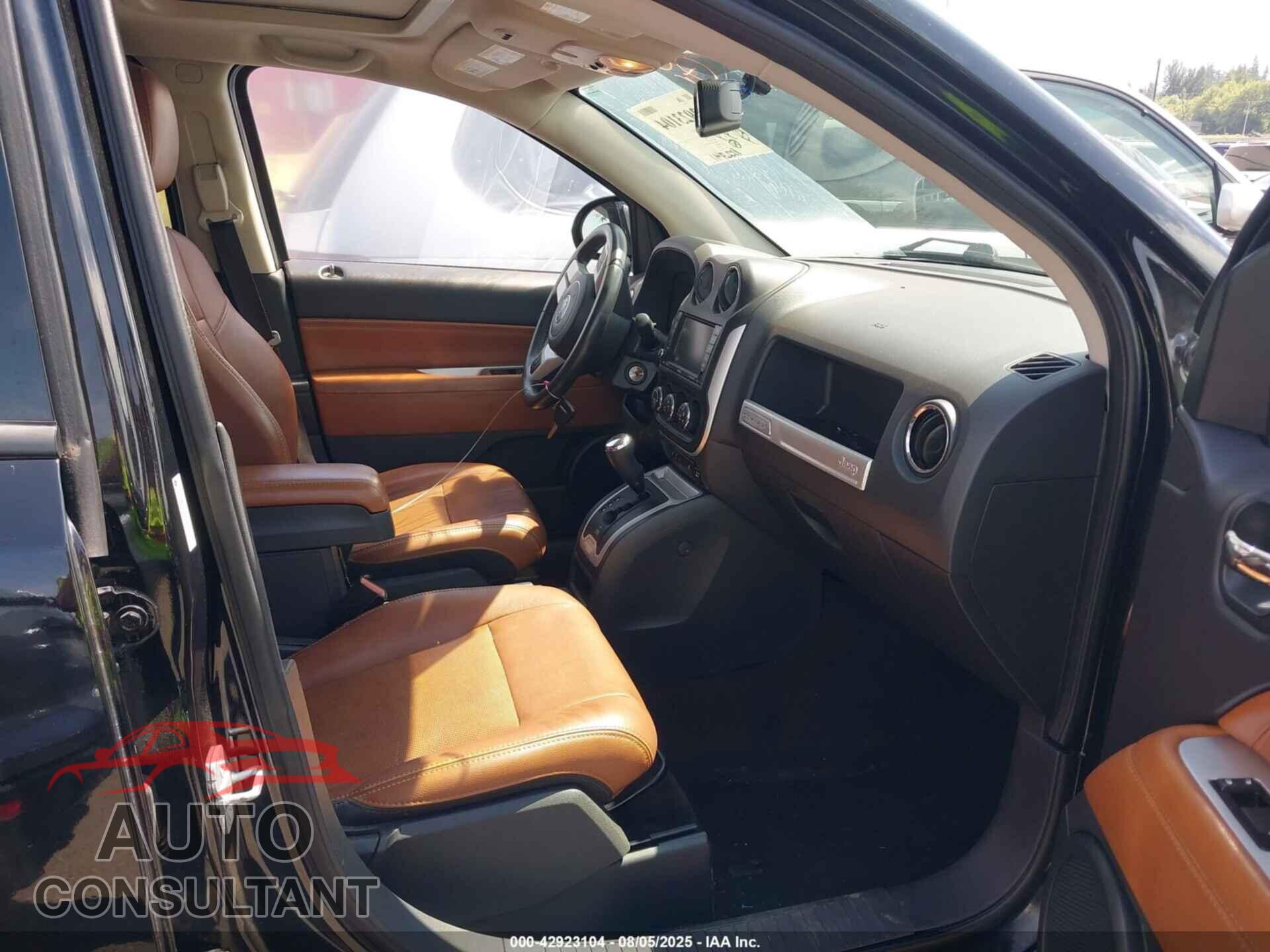 JEEP COMPASS 2014 - 1C4NJDCB3ED705057