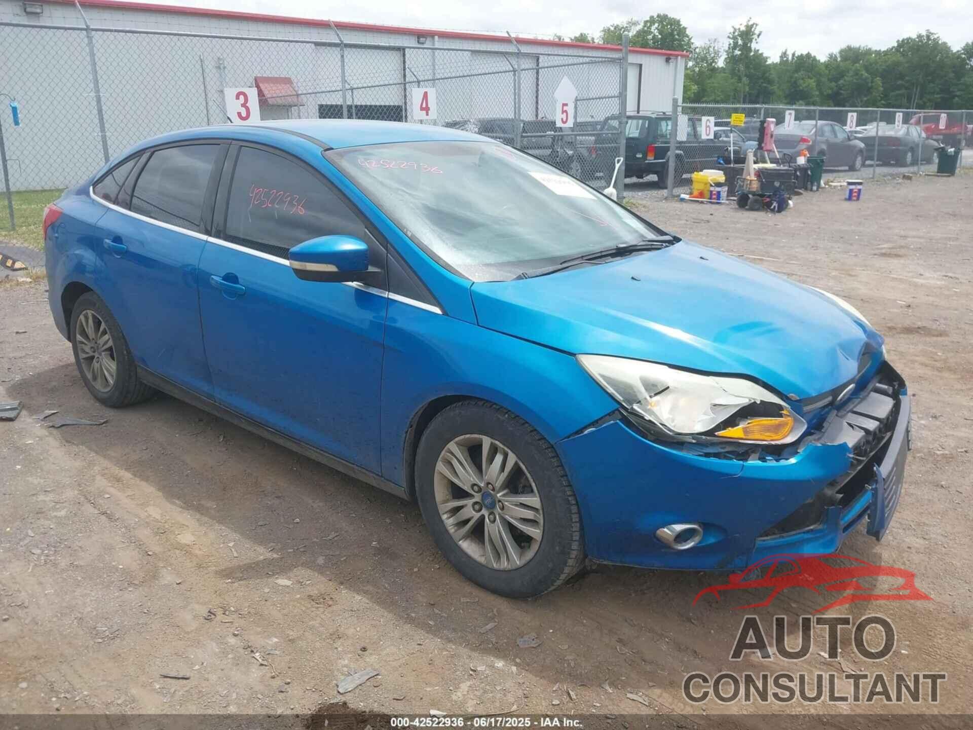 FORD FOCUS 2012 - 1FAHP3H22CL191967