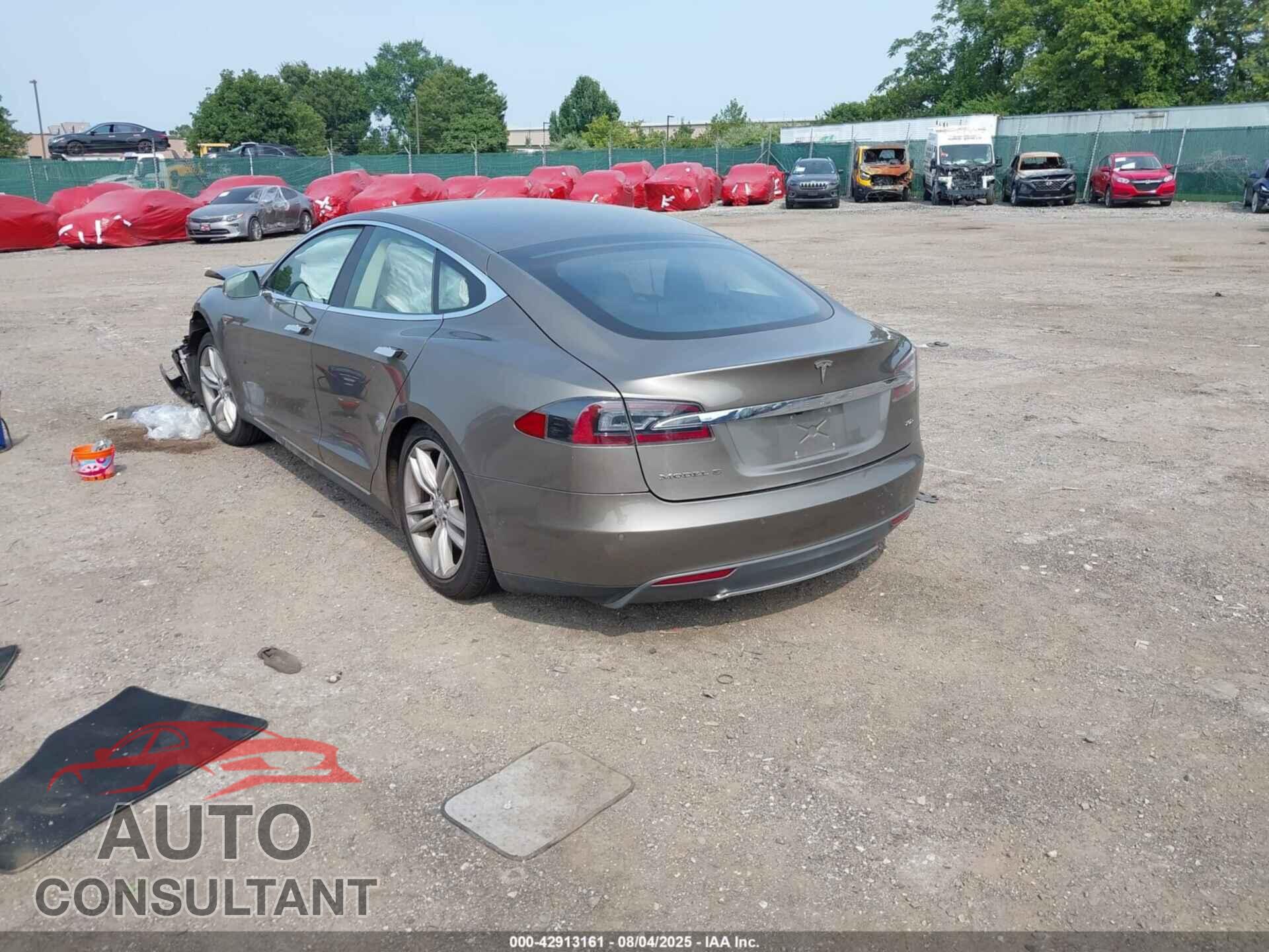 TESLA MODEL S 2015 - 5YJSA1S25FF084787