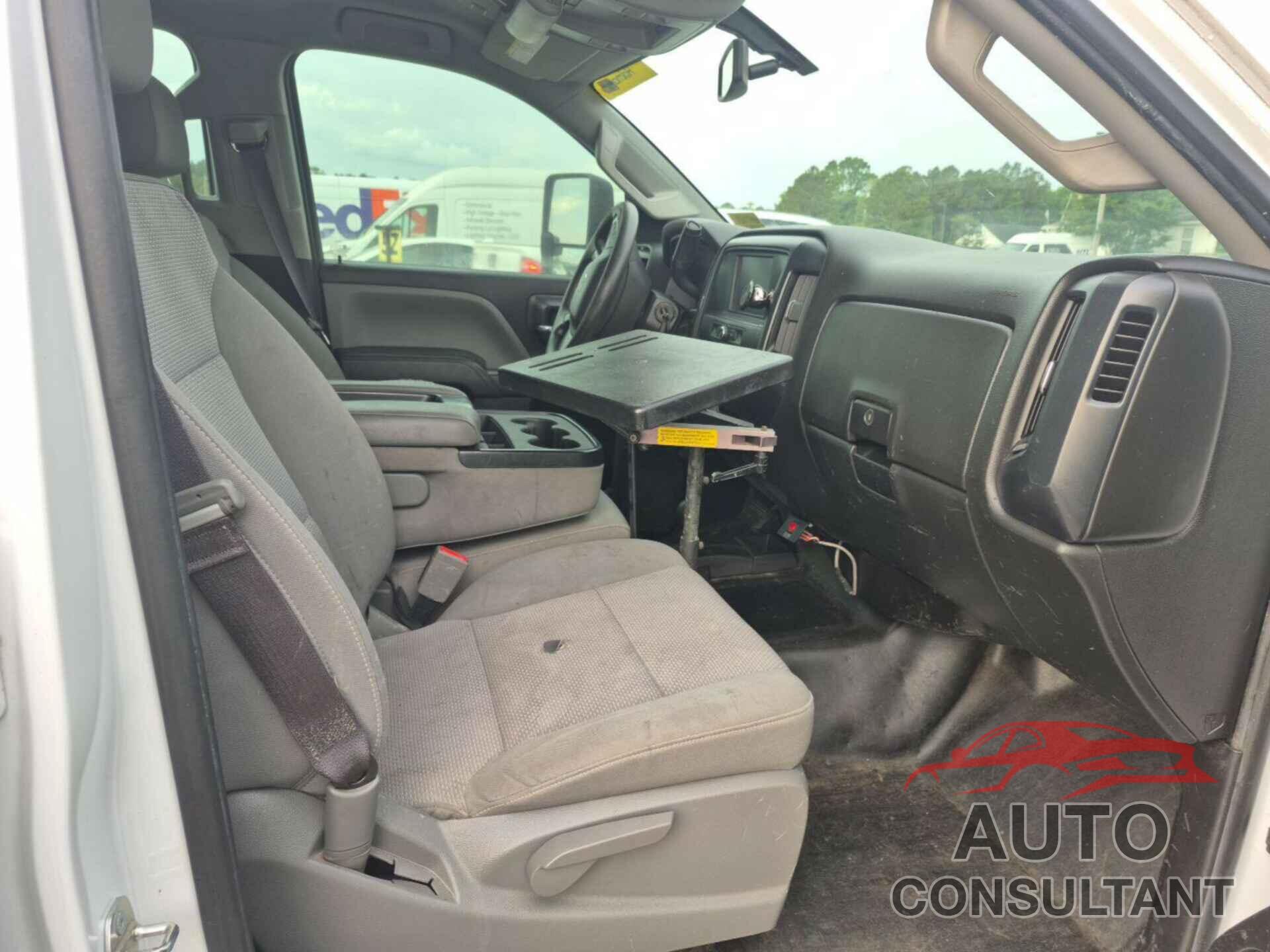 CHEVROLET SILVERADO 2017 - 1GC2KUEG6HZ297931