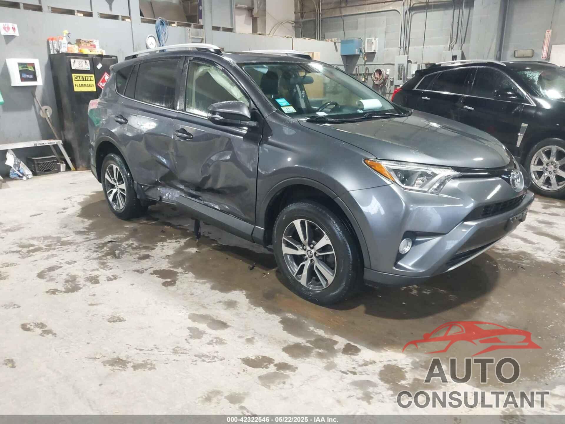TOYOTA RAV4 2016 - JTMRFREV1GD192207
