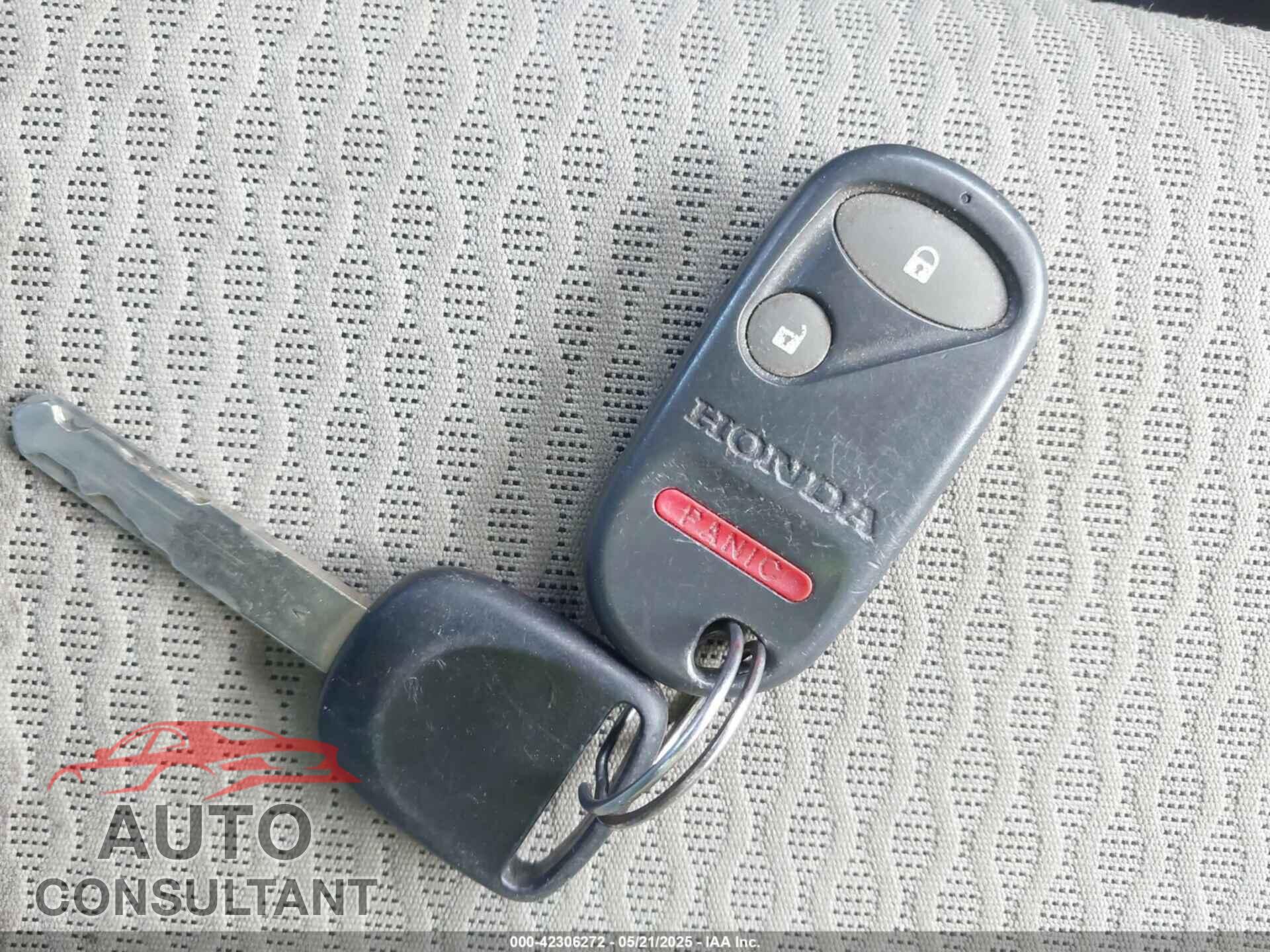 HONDA ELEMENT 2011 - 5J6YH2H76BL007300