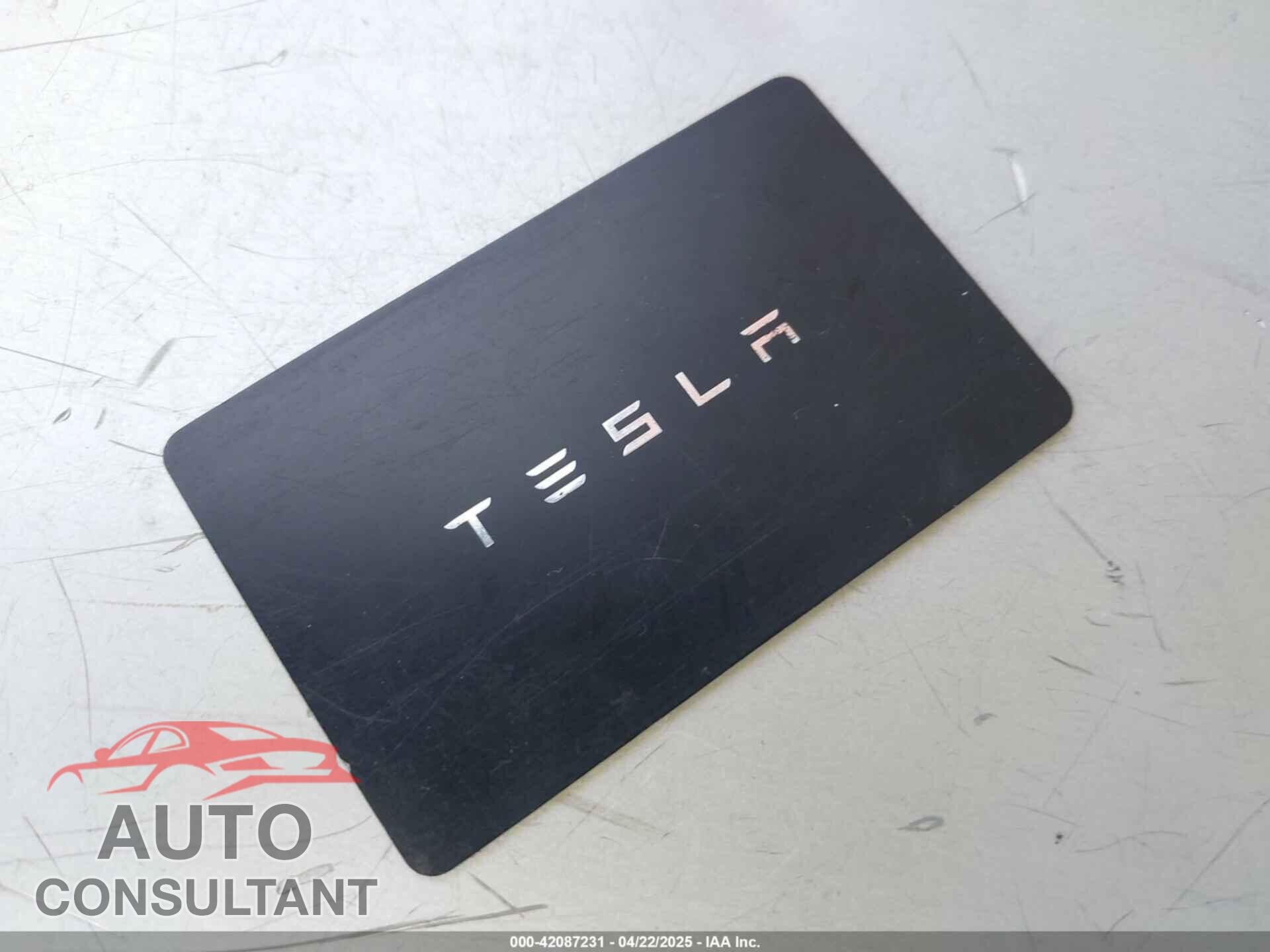 TESLA MODEL 3 2021 - 5YJ3E1EA2MF877005