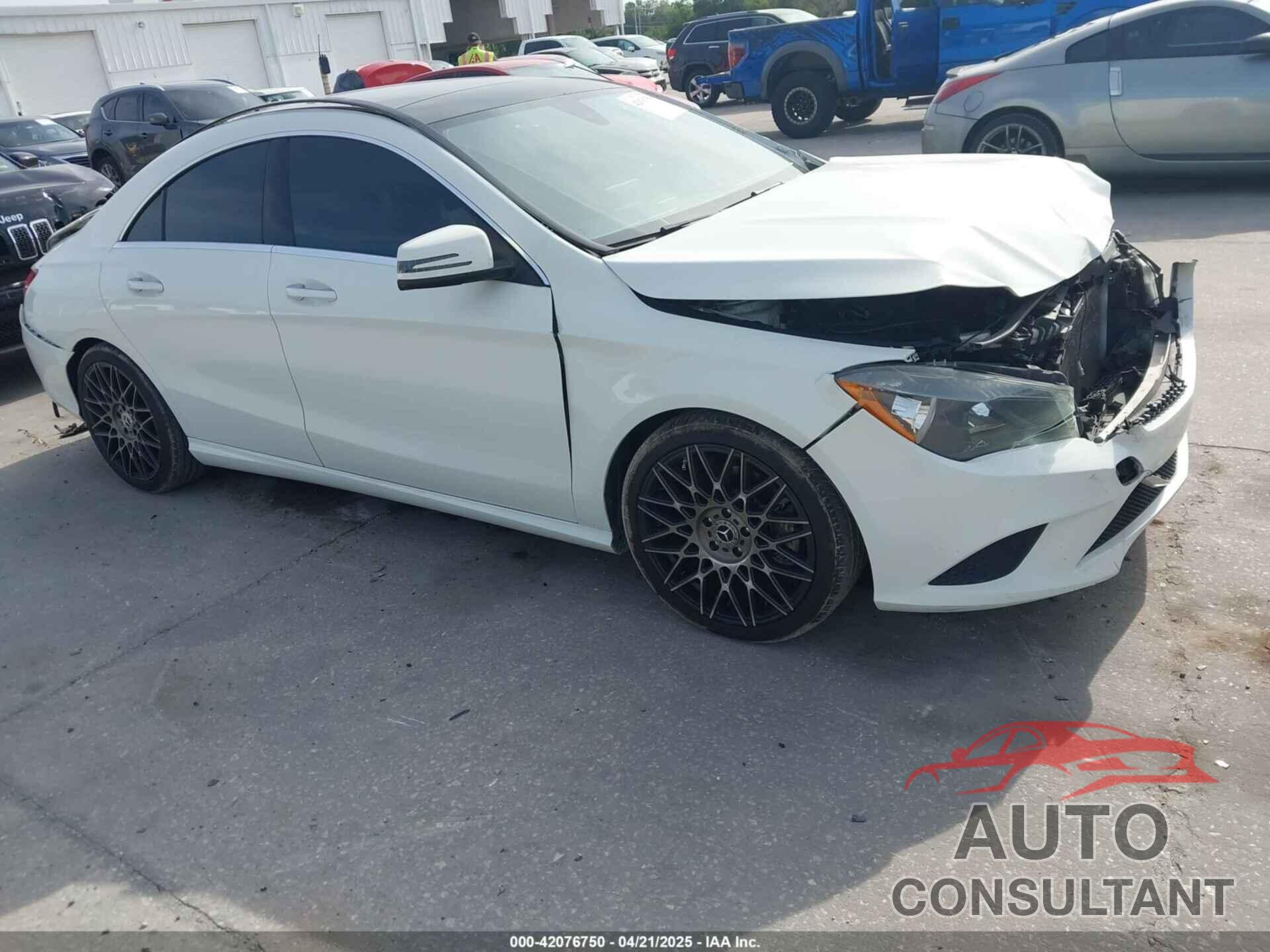 MERCEDES-BENZ CLA 250 2016 - WDDSJ4EB5GN305634