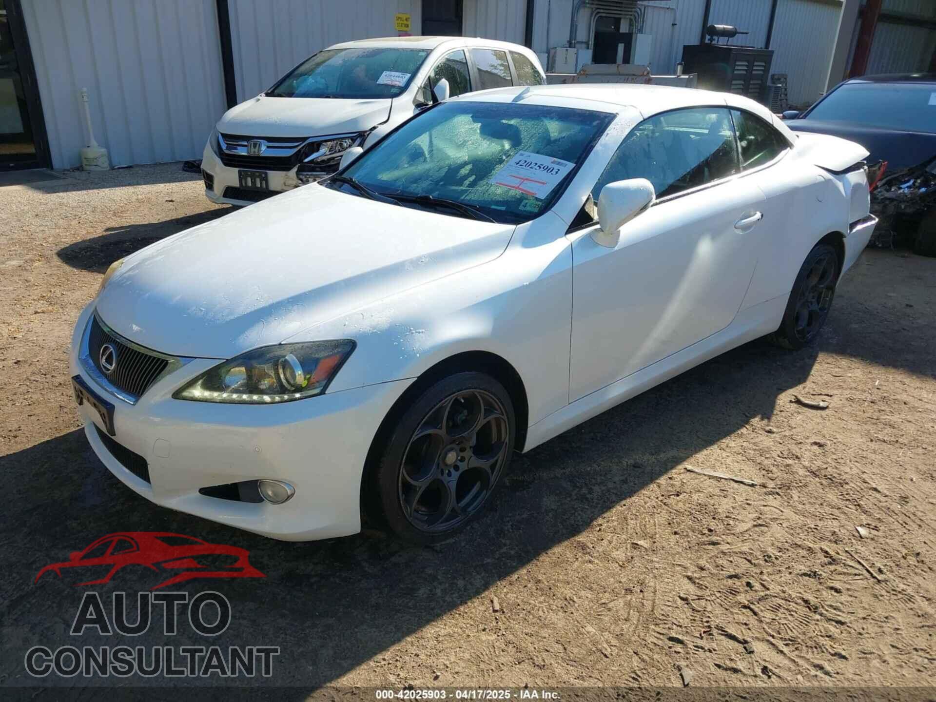LEXUS IS 250C 2012 - JTHFF2C20C2524497