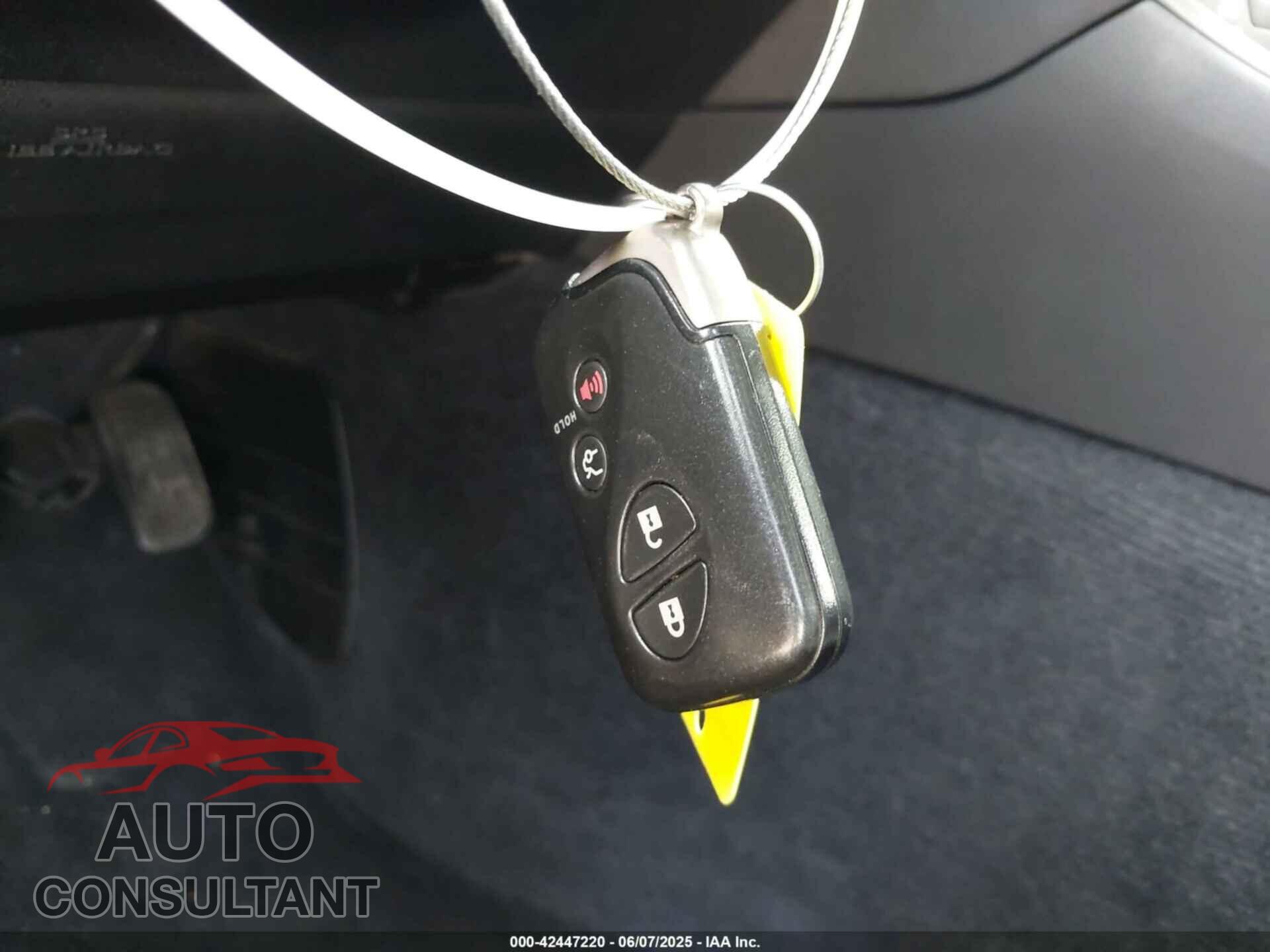 LEXUS IS 250C 2012 - JTHFF2C28C2526045