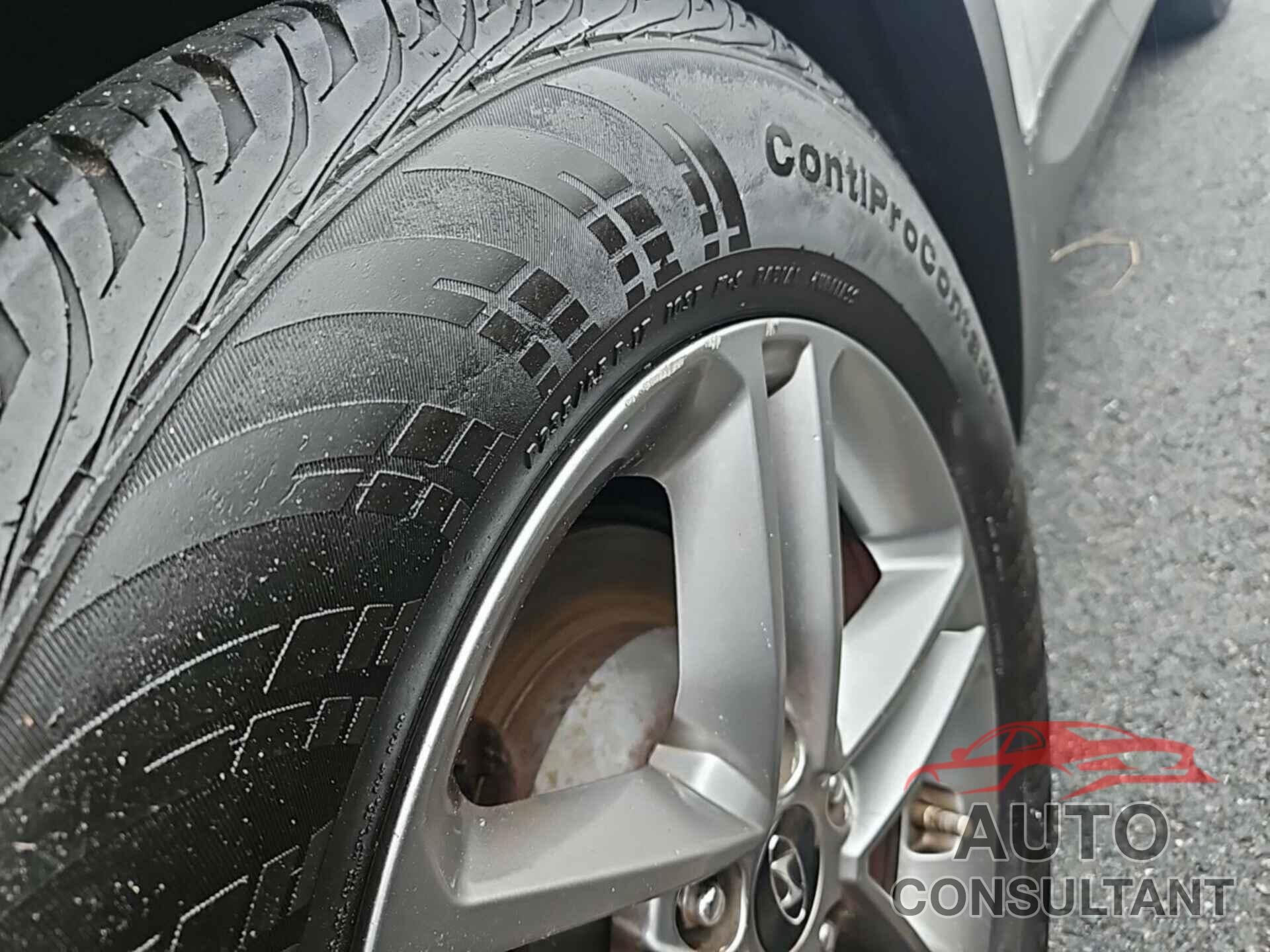 HYUNDAI SANTA FE SPORT 2018 - 5XYZTDLB7JG569524