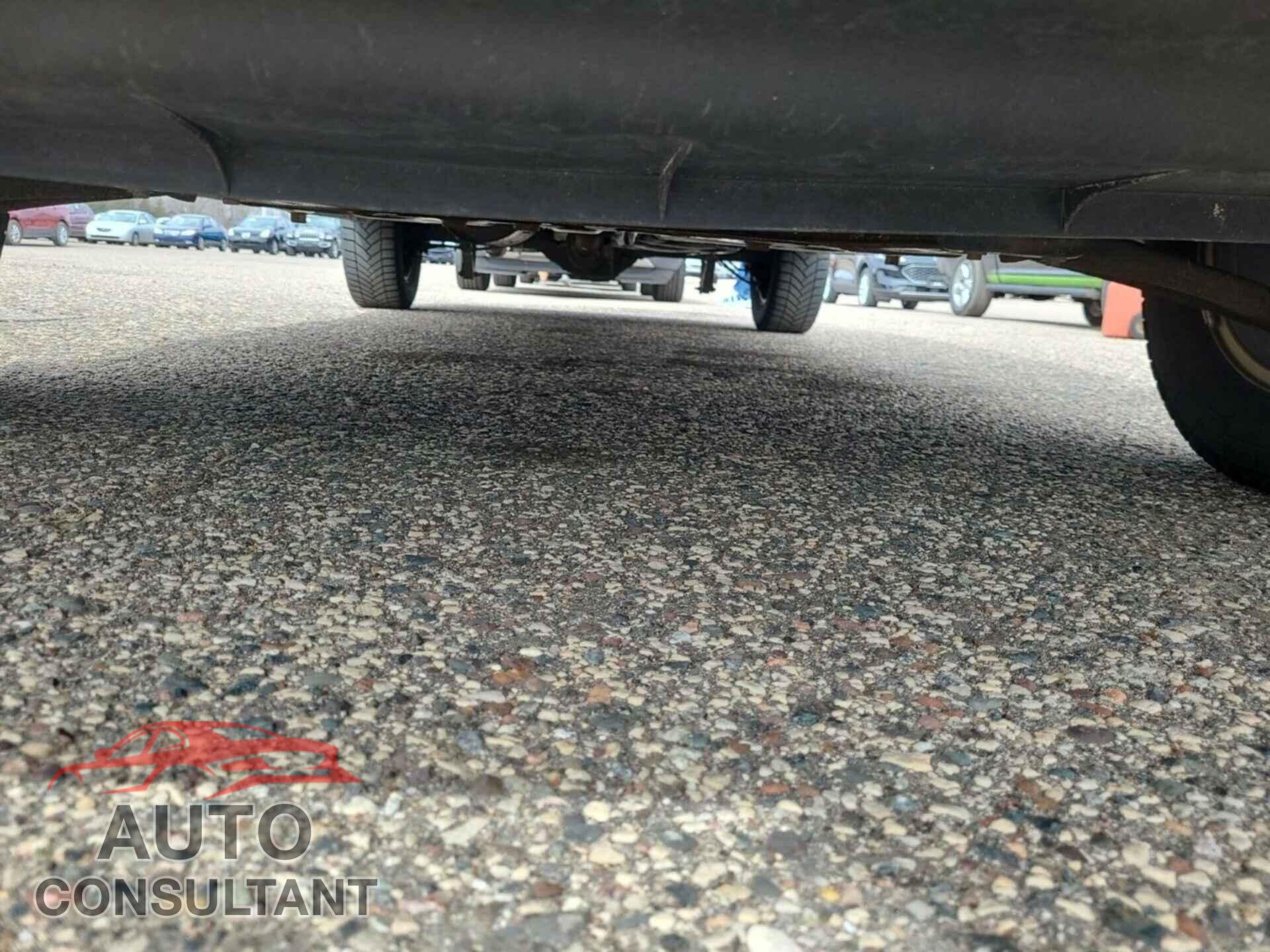 FORD TRANSIT 2019 - 1FTYR1YG8KKB48260