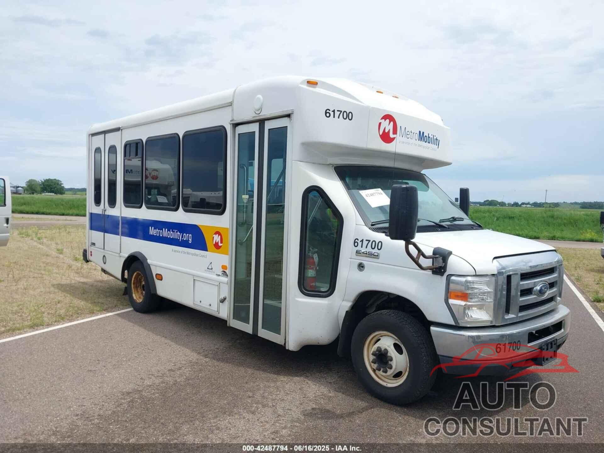 FORD E-450 CUTAWAY 2019 - 1FDFE4FS3KDC32045