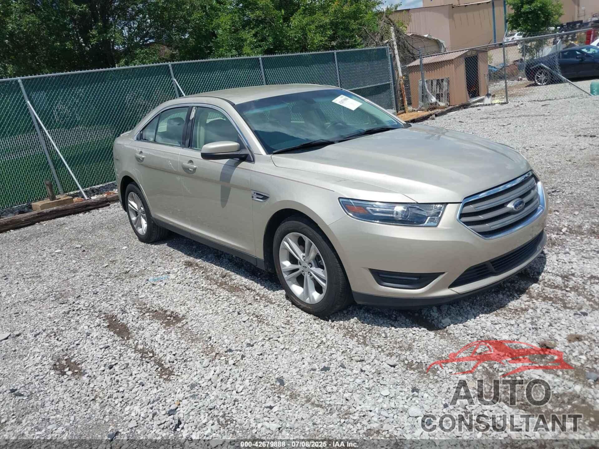 FORD TAURUS 2017 - 1FAHP2E86HG136814