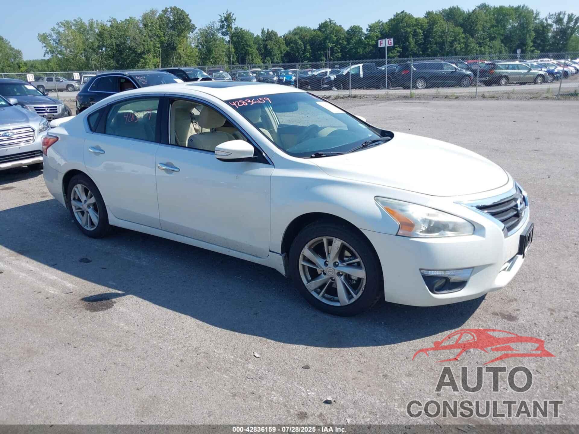 NISSAN ALTIMA 2013 - 1N4AL3AP1DN449789