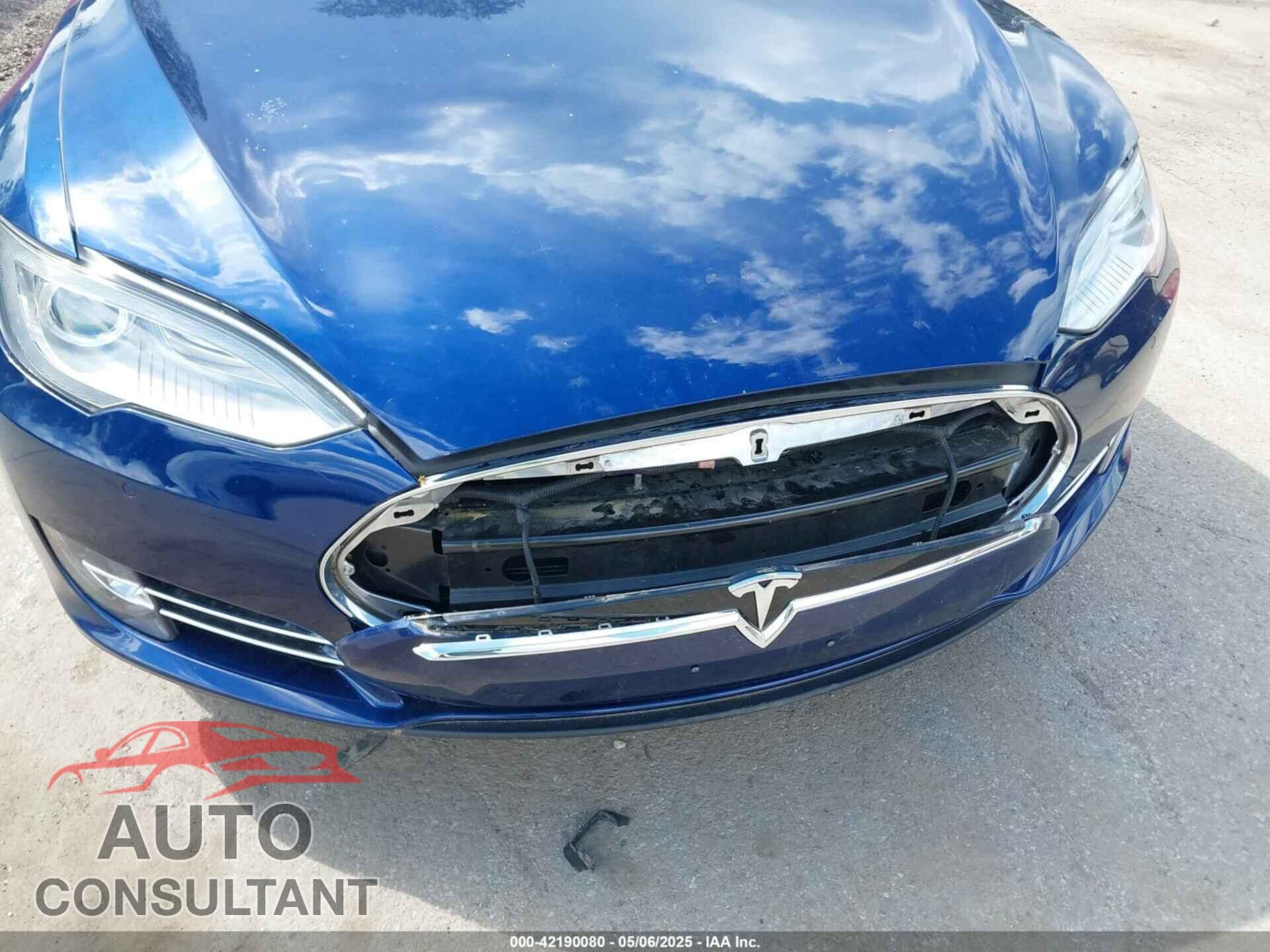 TESLA MODEL S 2015 - 5YJSA1E27FF110186