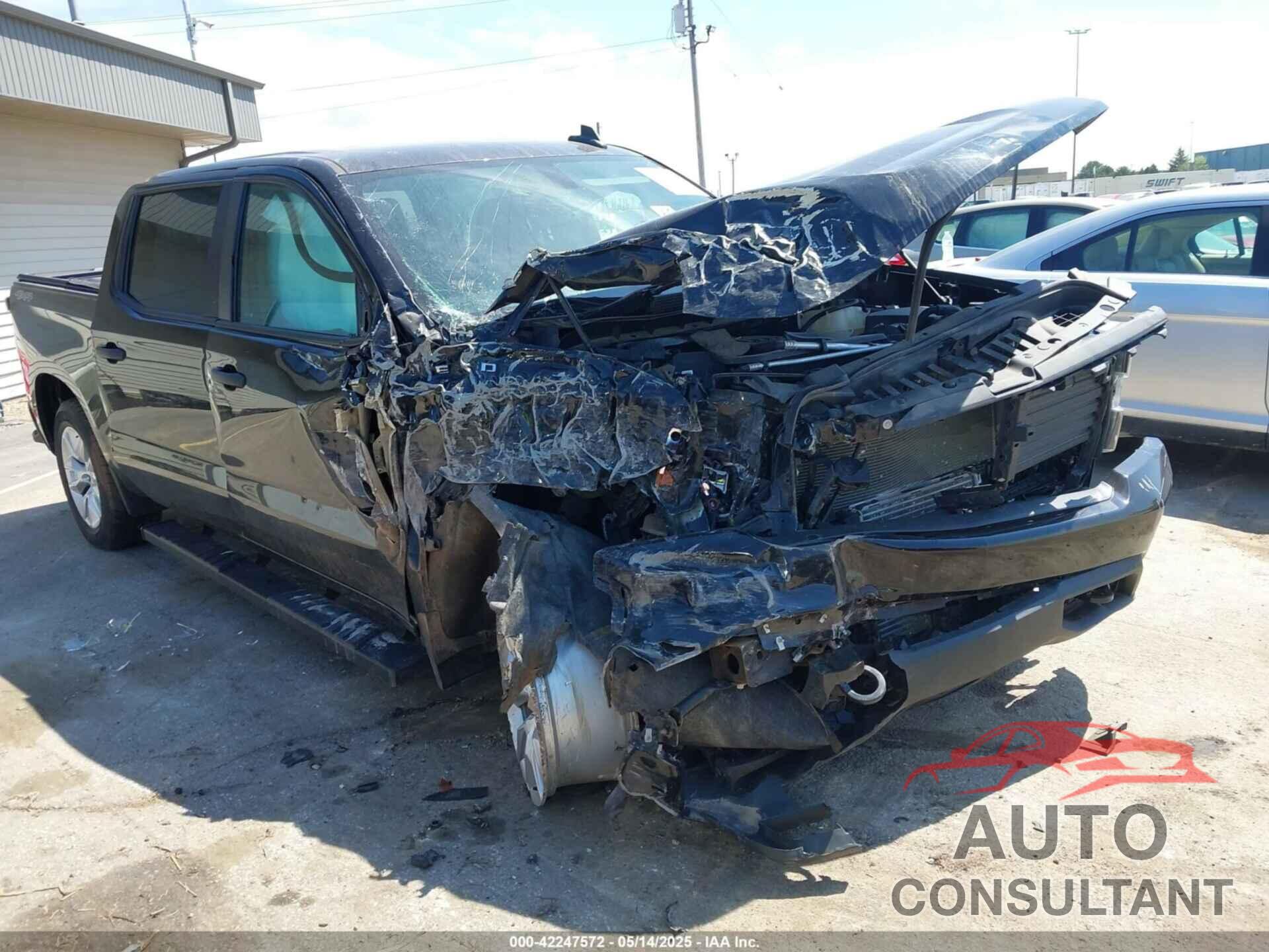 CHEVROLET SILVERADO 1500 2020 - 1GCPYBEK3LZ360005