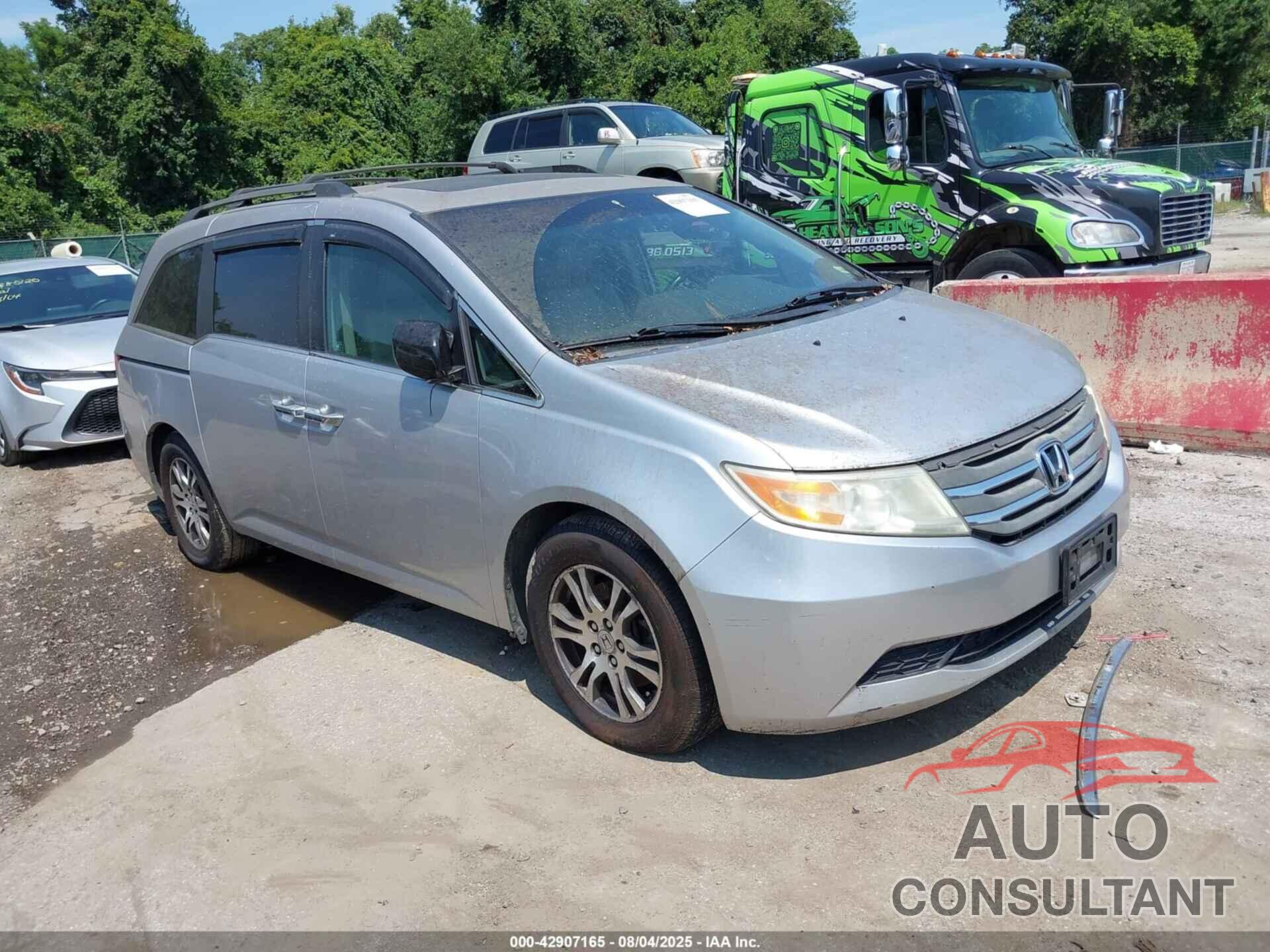 HONDA ODYSSEY 2011 - 5FNRL5H68BB015144