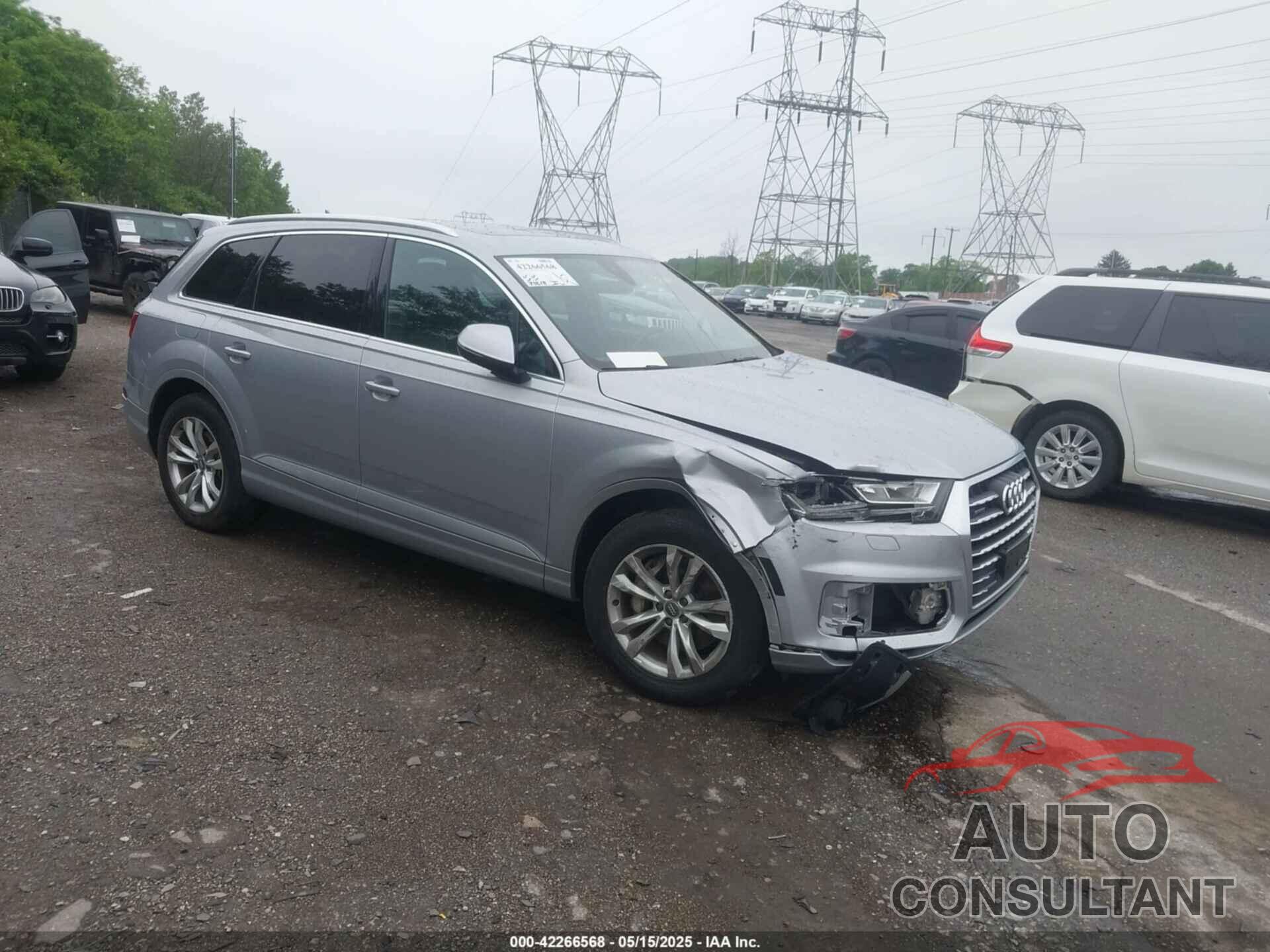 AUDI Q7 2019 - WA1LAAF76KD011711