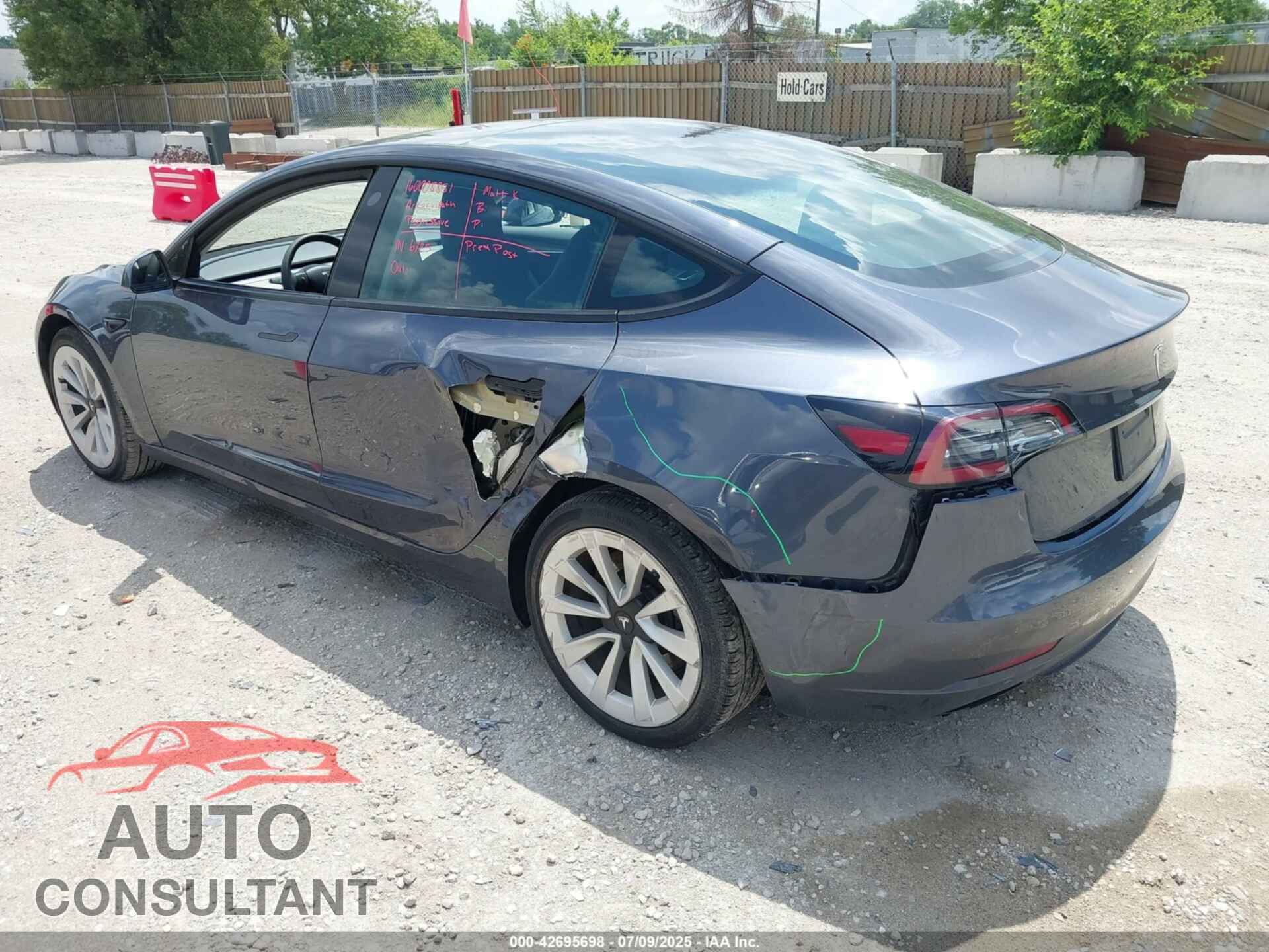 TESLA MODEL 3 2023 - 5YJ3E1EAXPF705437