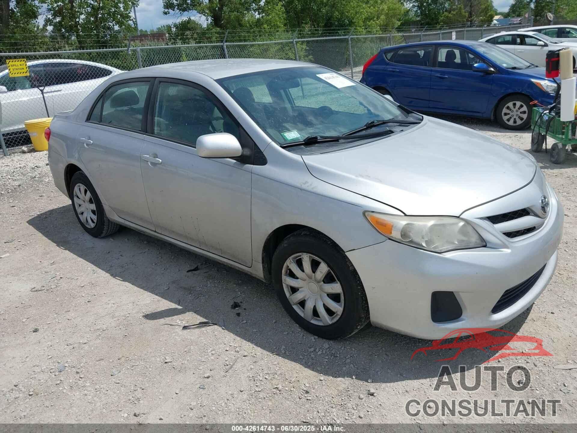 TOYOTA COROLLA 2011 - 2T1BU4EEXBC696173