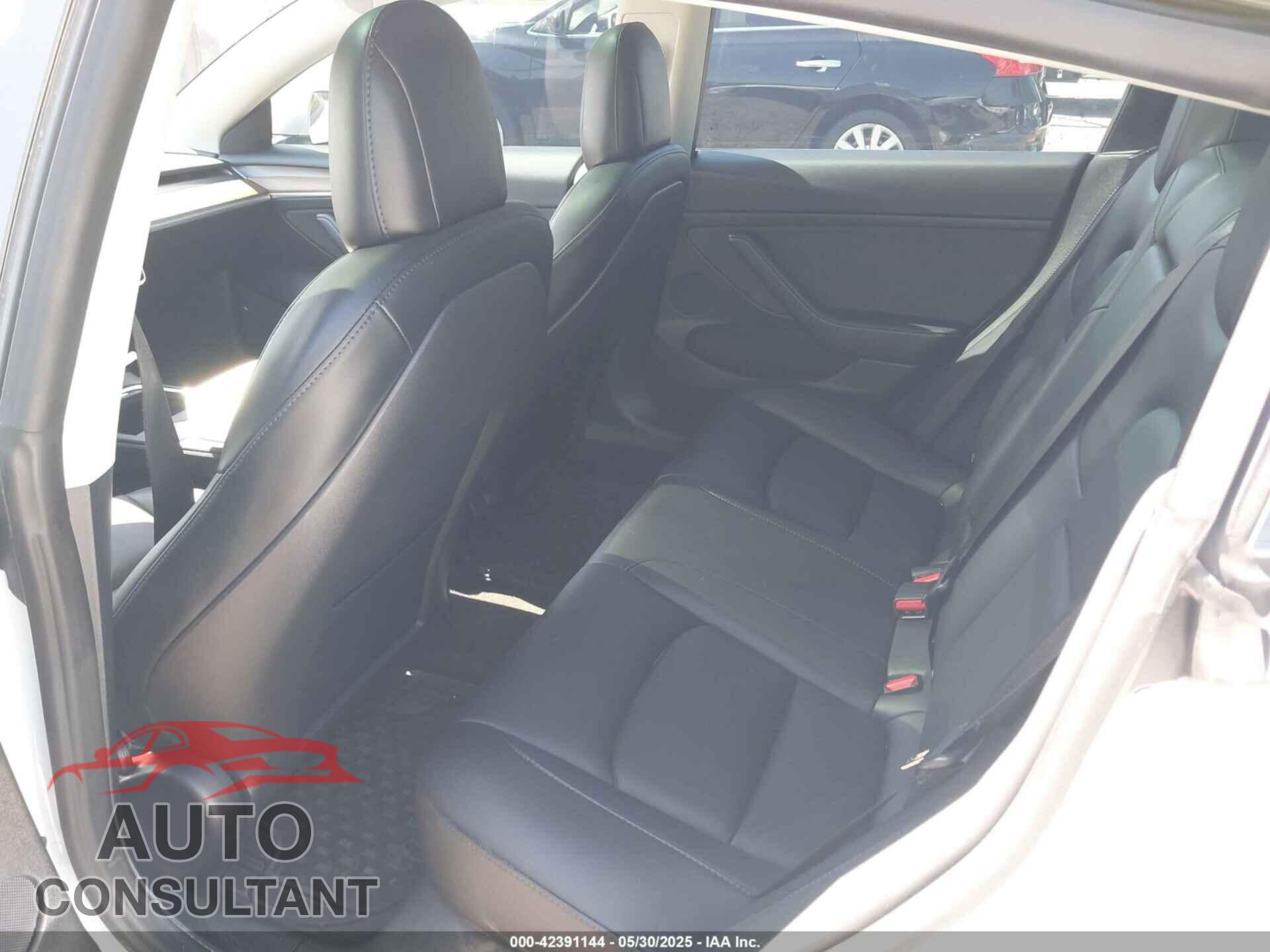 TESLA MODEL 3 2023 - 5YJ3E1EA4PF453359