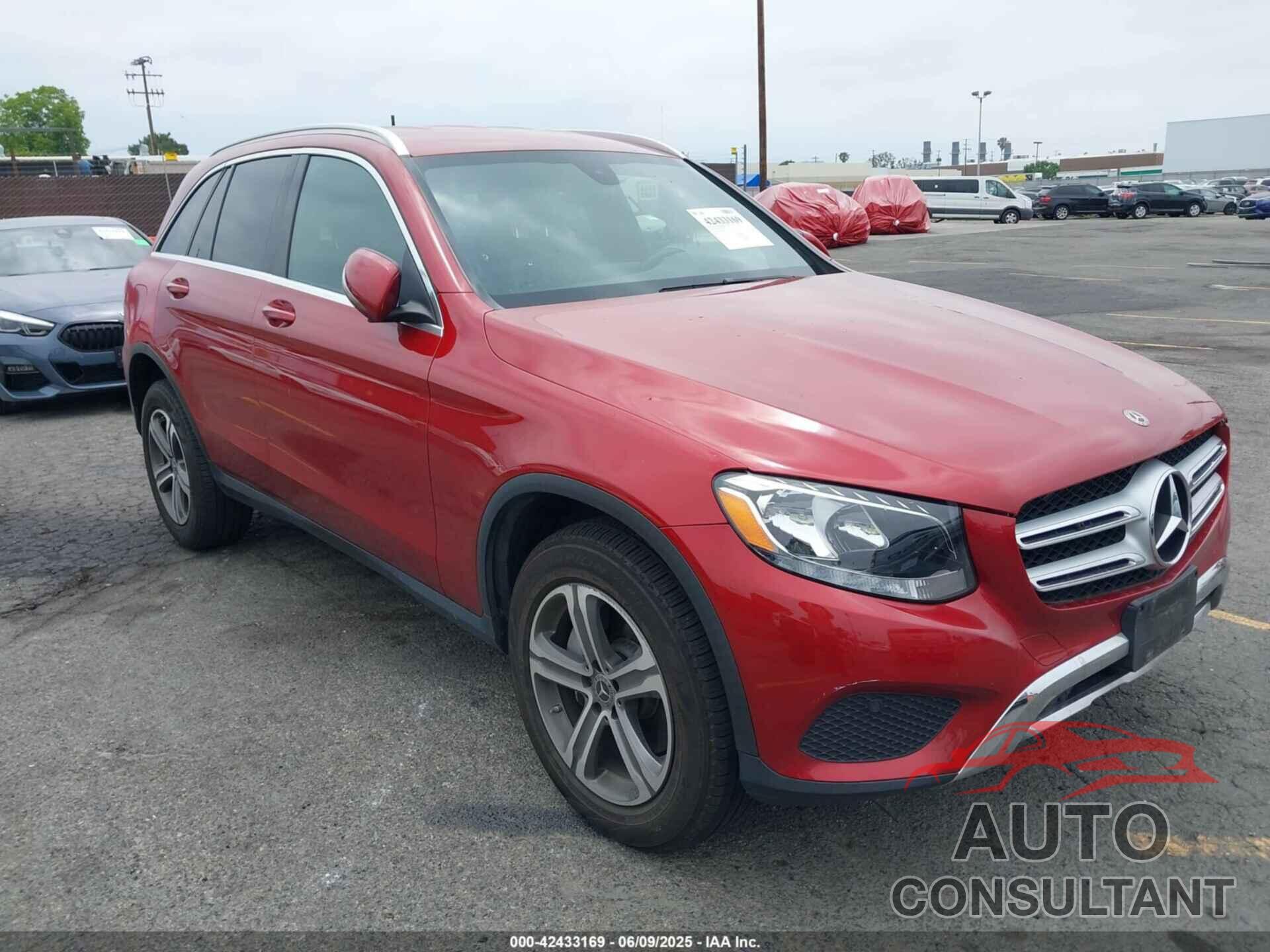 MERCEDES-BENZ GLC 300 2018 - WDC0G4JB6JV081815