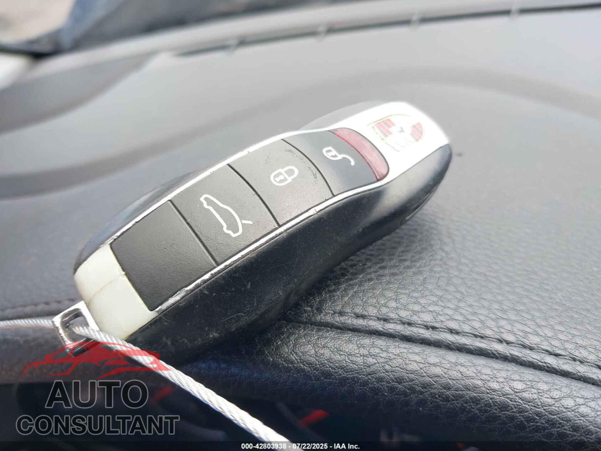 PORSCHE PANAMERA 2012 - WP0AA2A70CL071324