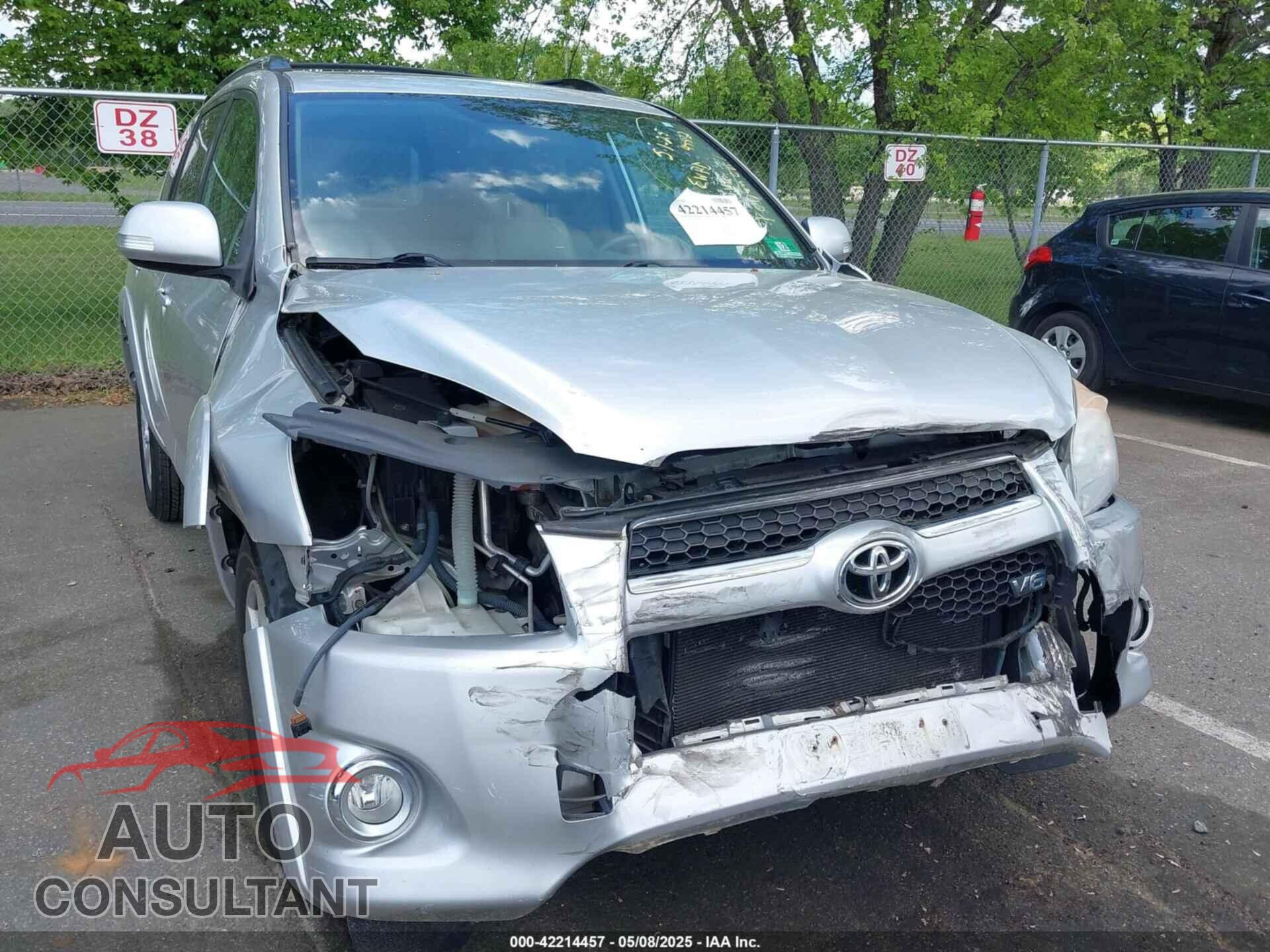 TOYOTA RAV4 2011 - 2T3DK4DV1BW042376