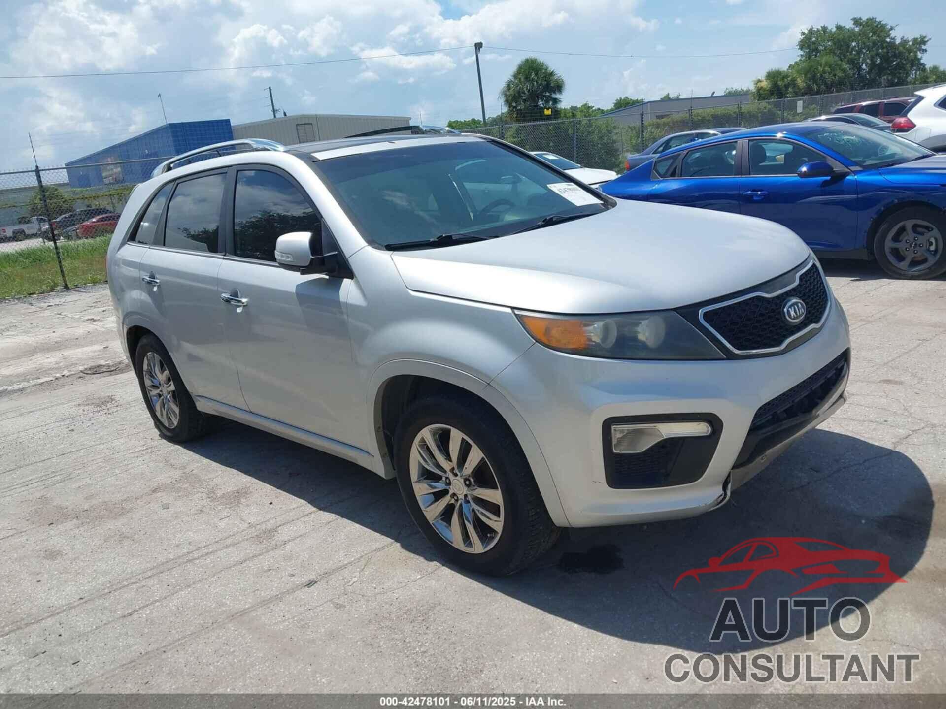 KIA SORENTO 2012 - 5XYKW4A20CG253851
