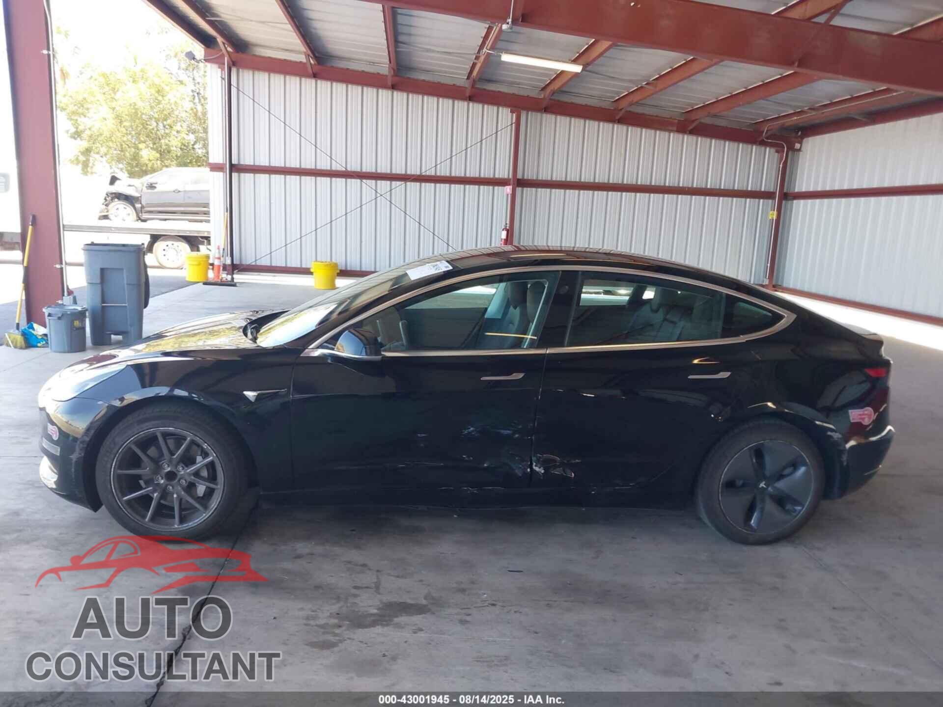 TESLA MODEL 3 2018 - 5YJ3E1EAXJF172643