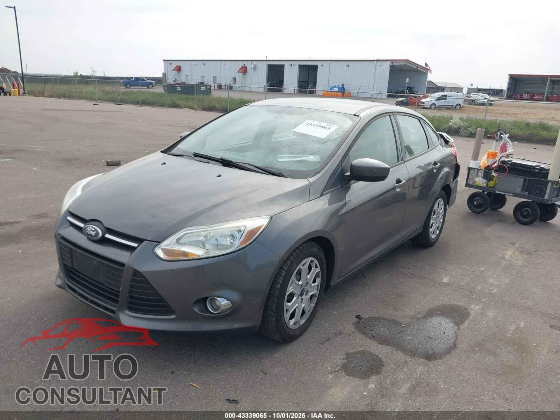 FORD FOCUS 2012 - 1FAHP3F25CL211521