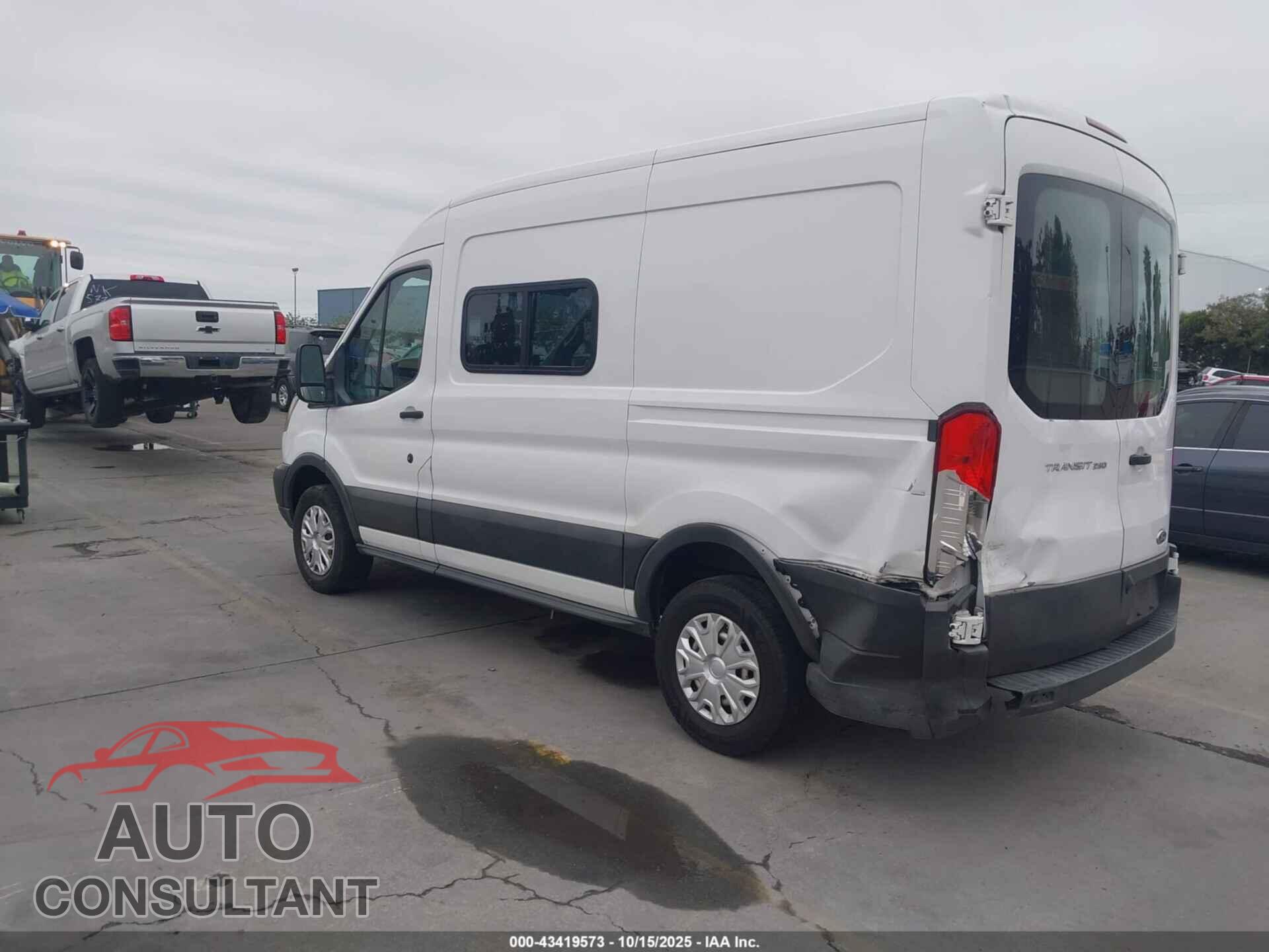 FORD TRANSIT-250 2015 - 1FTNR1CM7FKB22044