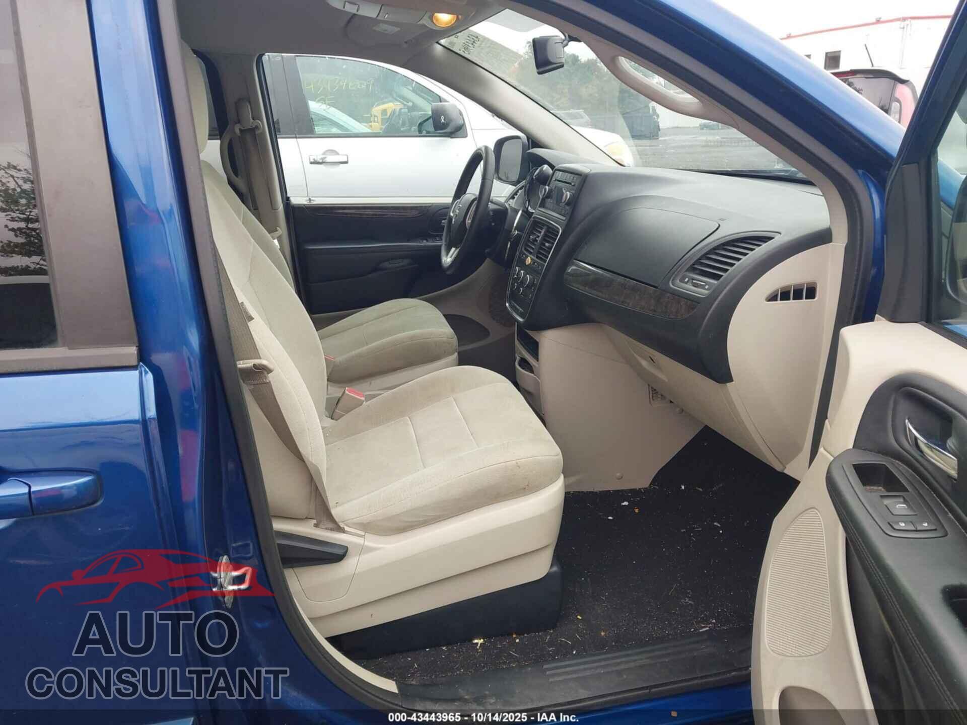DODGE GRAND CARAVAN 2011 - 2D4RN3DG1BR674591